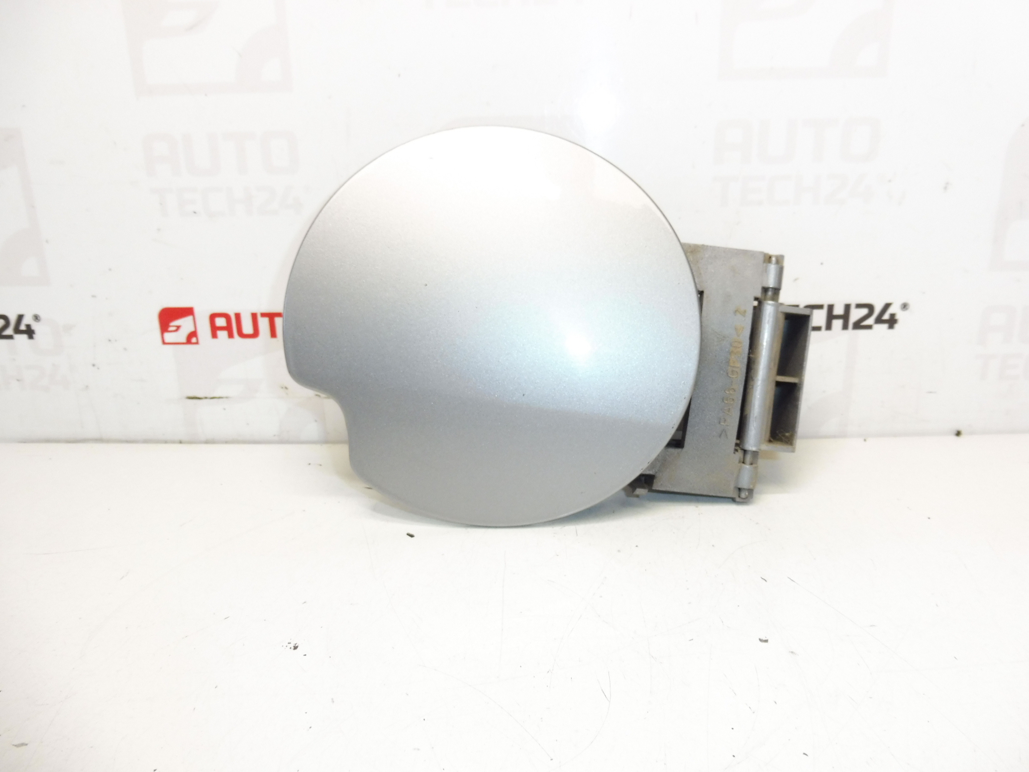 Fuel Tank Cap Cover Peugeot 307 SW 9643083777 EZAC