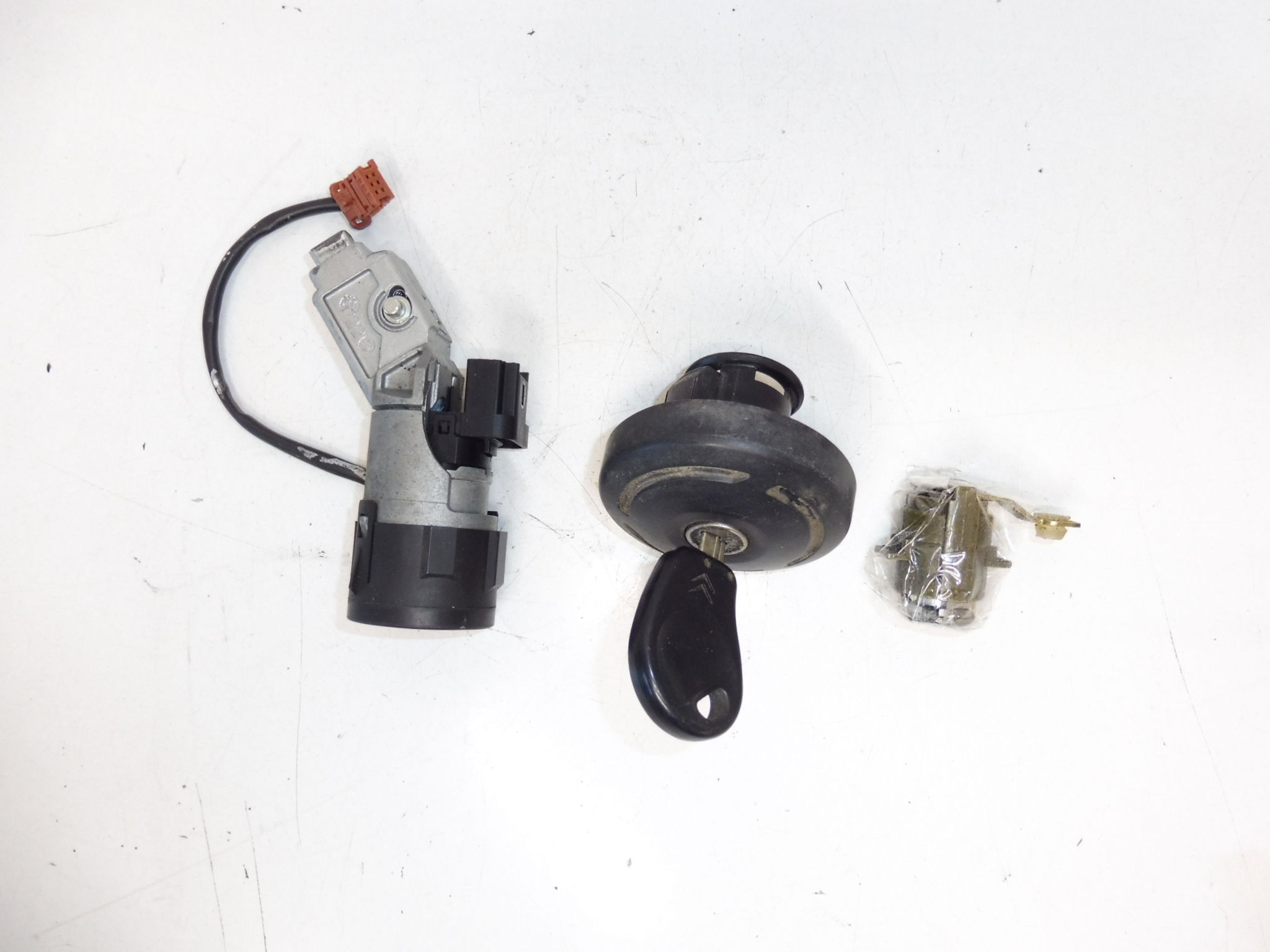 Lock Set + 1 Key Citroën C5 05-07 4162HE