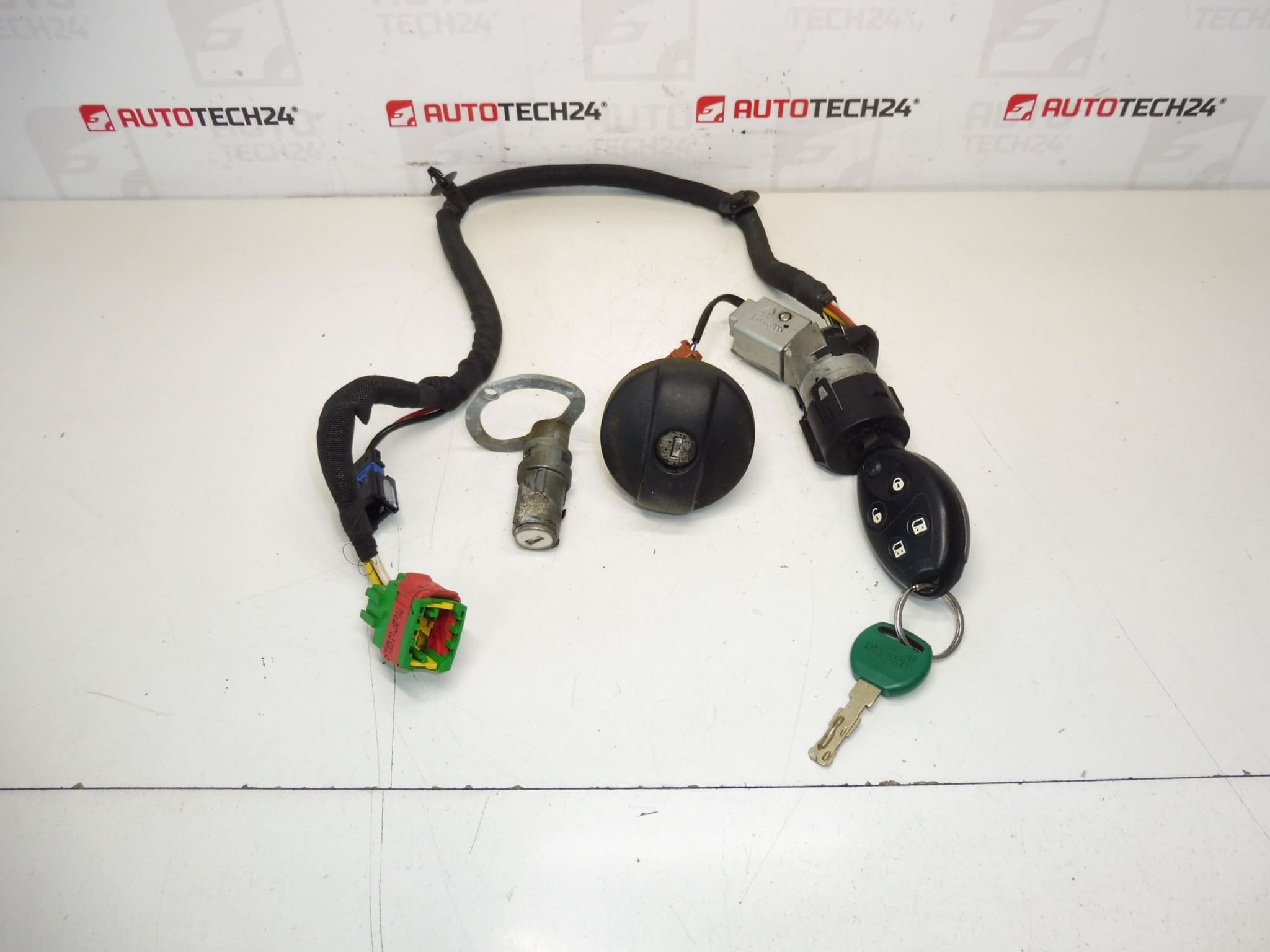 Set of locks and Citroën C8 + 1 switch box 4162Y4 4162Y2