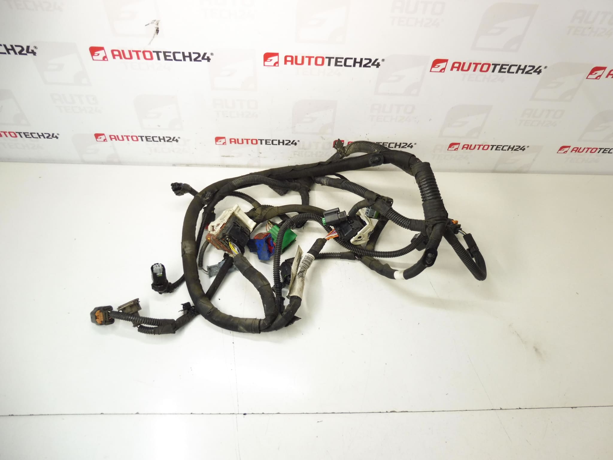 Citroën C-Elysée Peugeot 301 1.6 16V 9676386280 9805538980