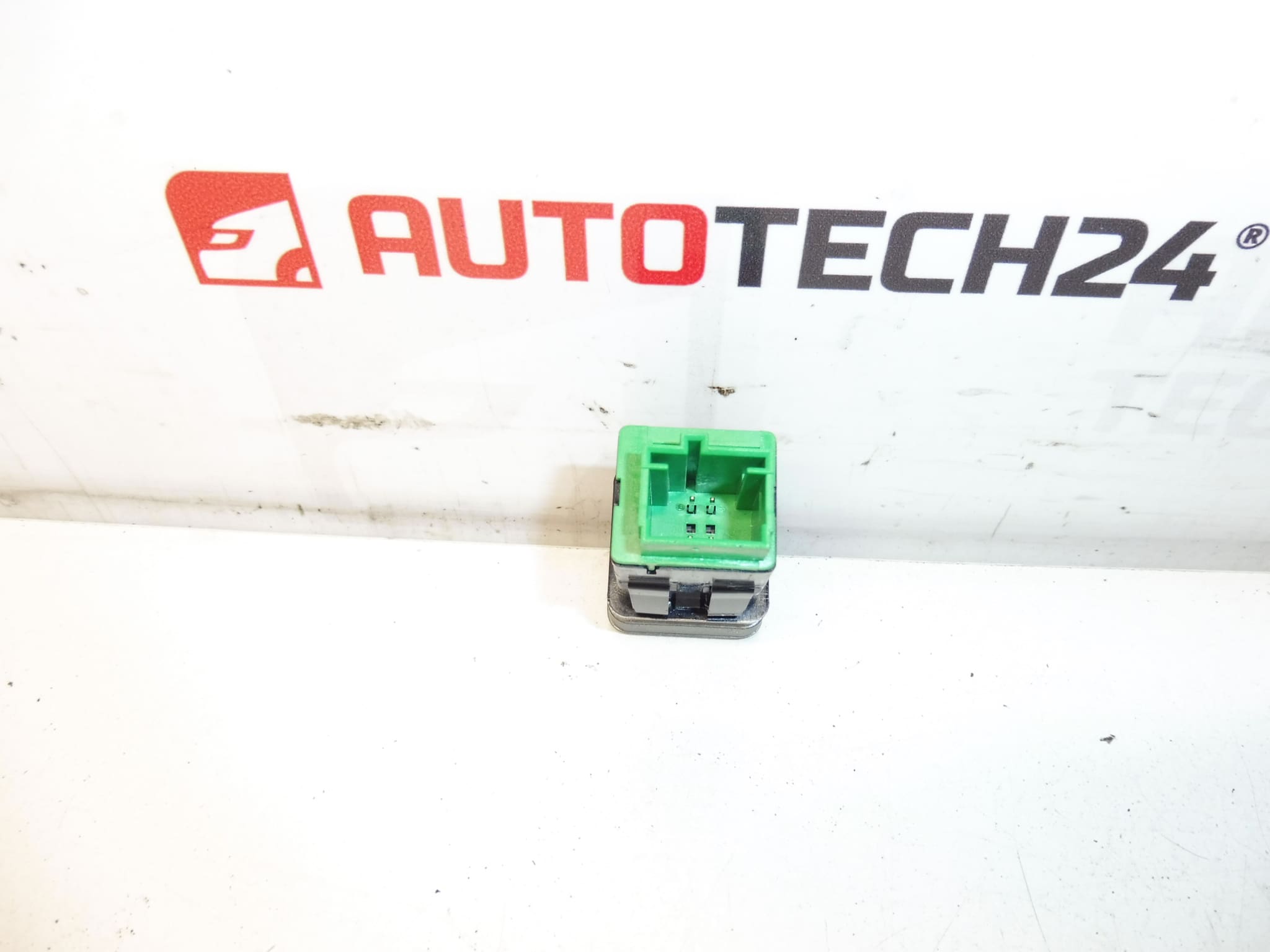 ESP Controller Citroën C-Elysée Peugeot 301 96773042ZD - Image 2