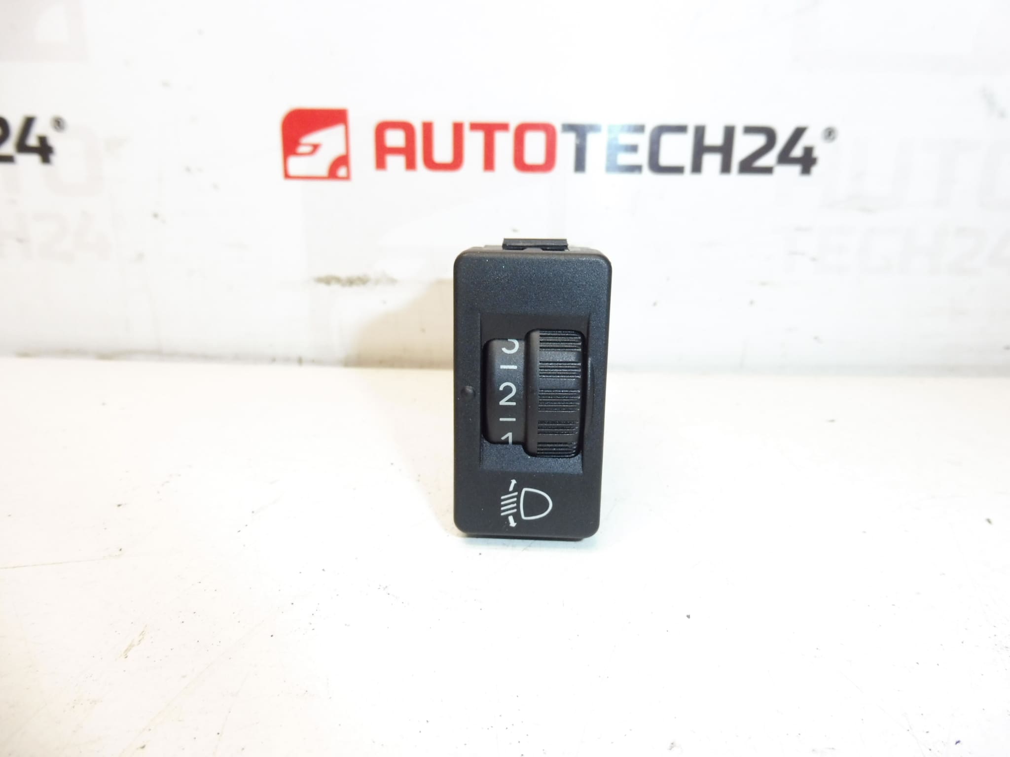 Height Correction Driver Citroën Peugeot 9636669277 9647664077