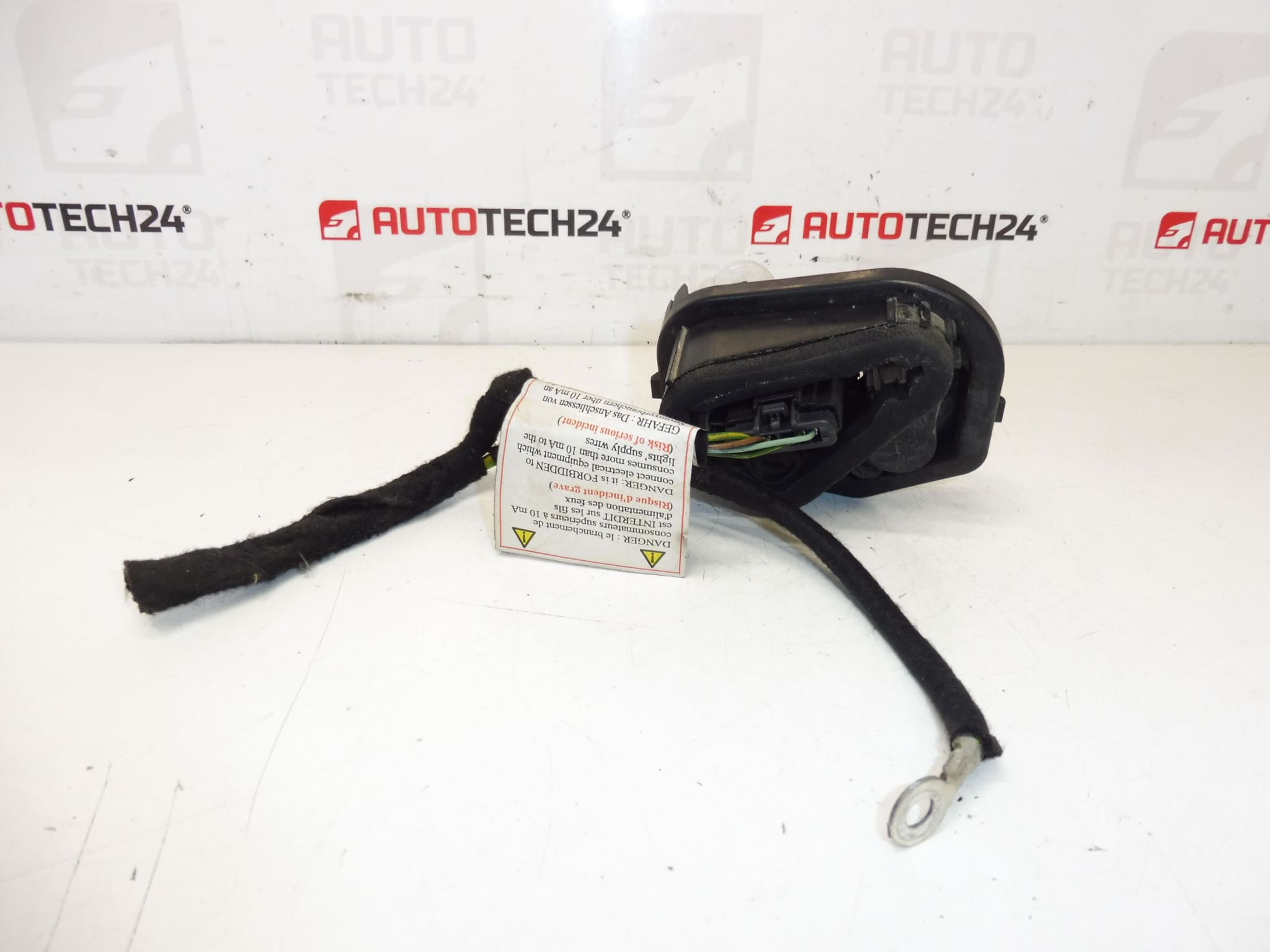 Lamp Socket for Citroën C5 X7 9681074180 6351FA - Image 2