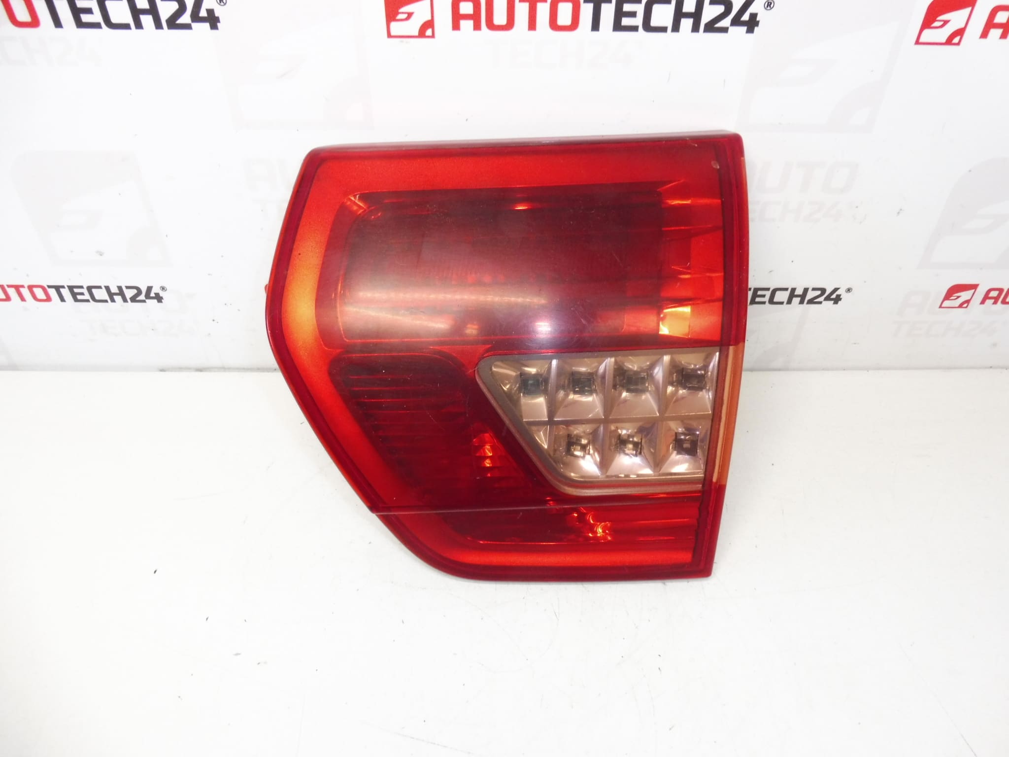 Rear right light inner Citroën C5 x7 9671811380 6350JR