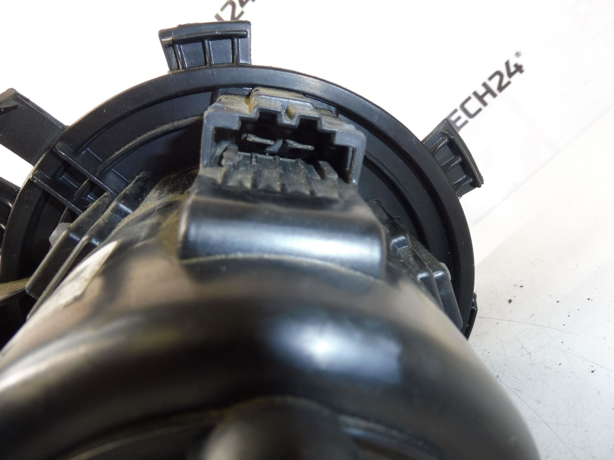 HVAC Blower Motor for Citroën C5 X7 (GMV PF3, 6441AJ) - Image 2