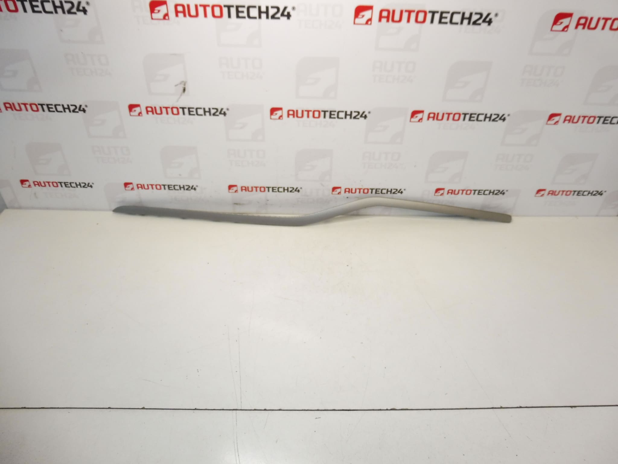 Decorative dashboard Citroën C5 x7 9682315877 8231S3