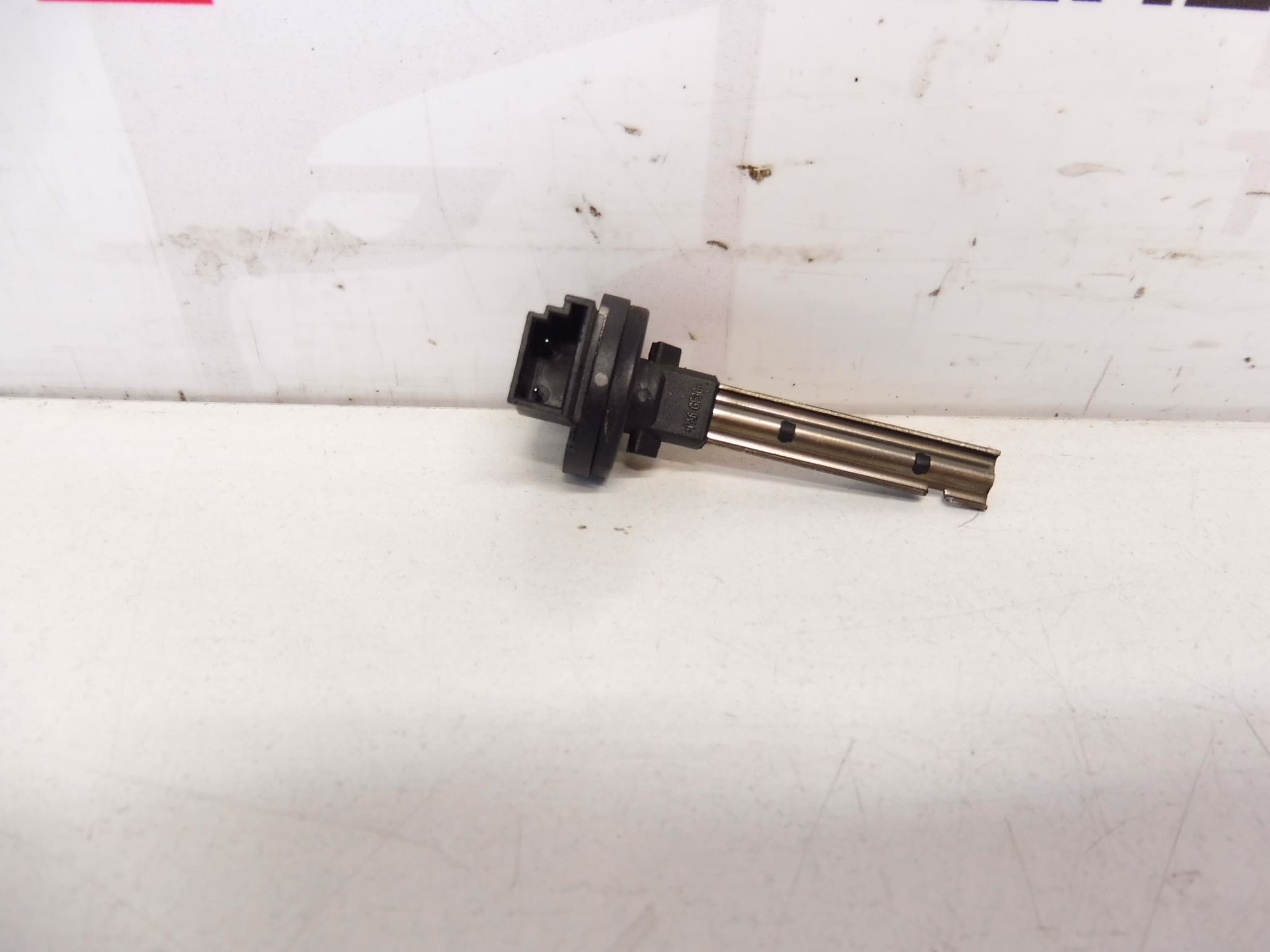 Citroën Peugeot Interior Air Temperature Sensor 643695 - Image 2