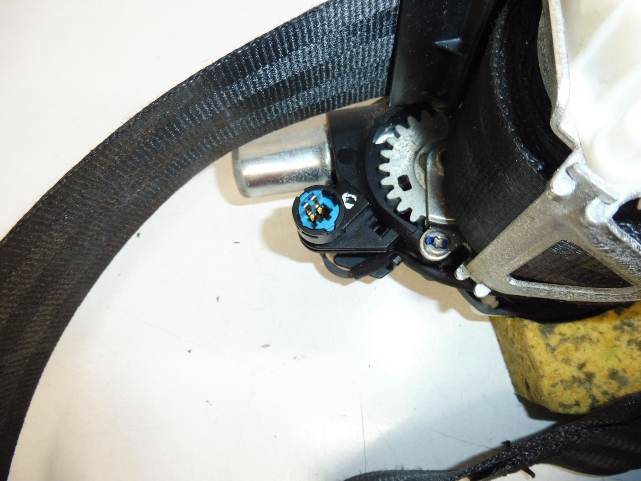 Right Front Seatbelt Citroën C5 X7 8975R5 - Image 2