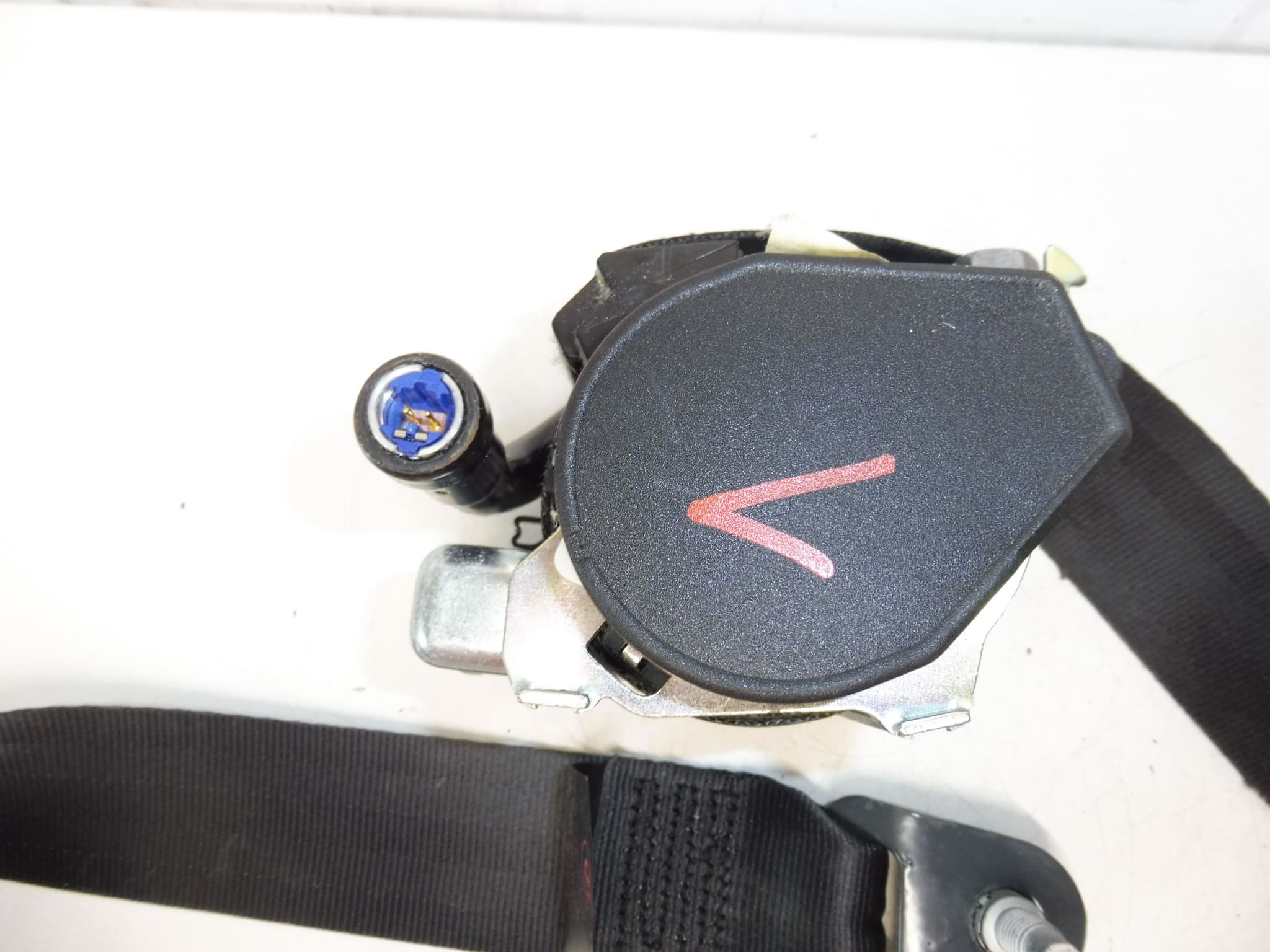 Driver seat belt Peugeot 308 96568574XX 8975K6 - Image 2