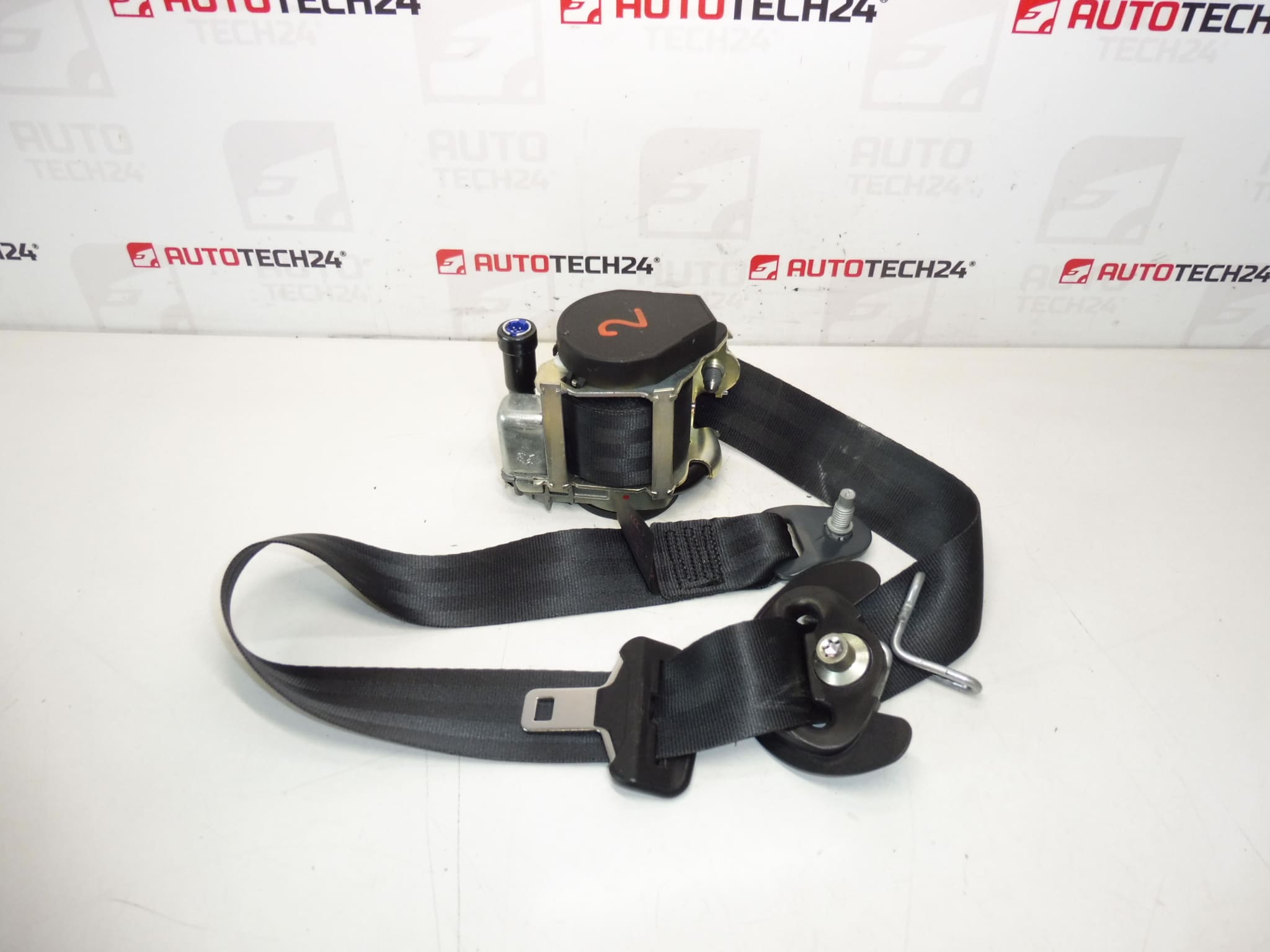 Peugeot 308 96569048xx 8975K5 seat belt