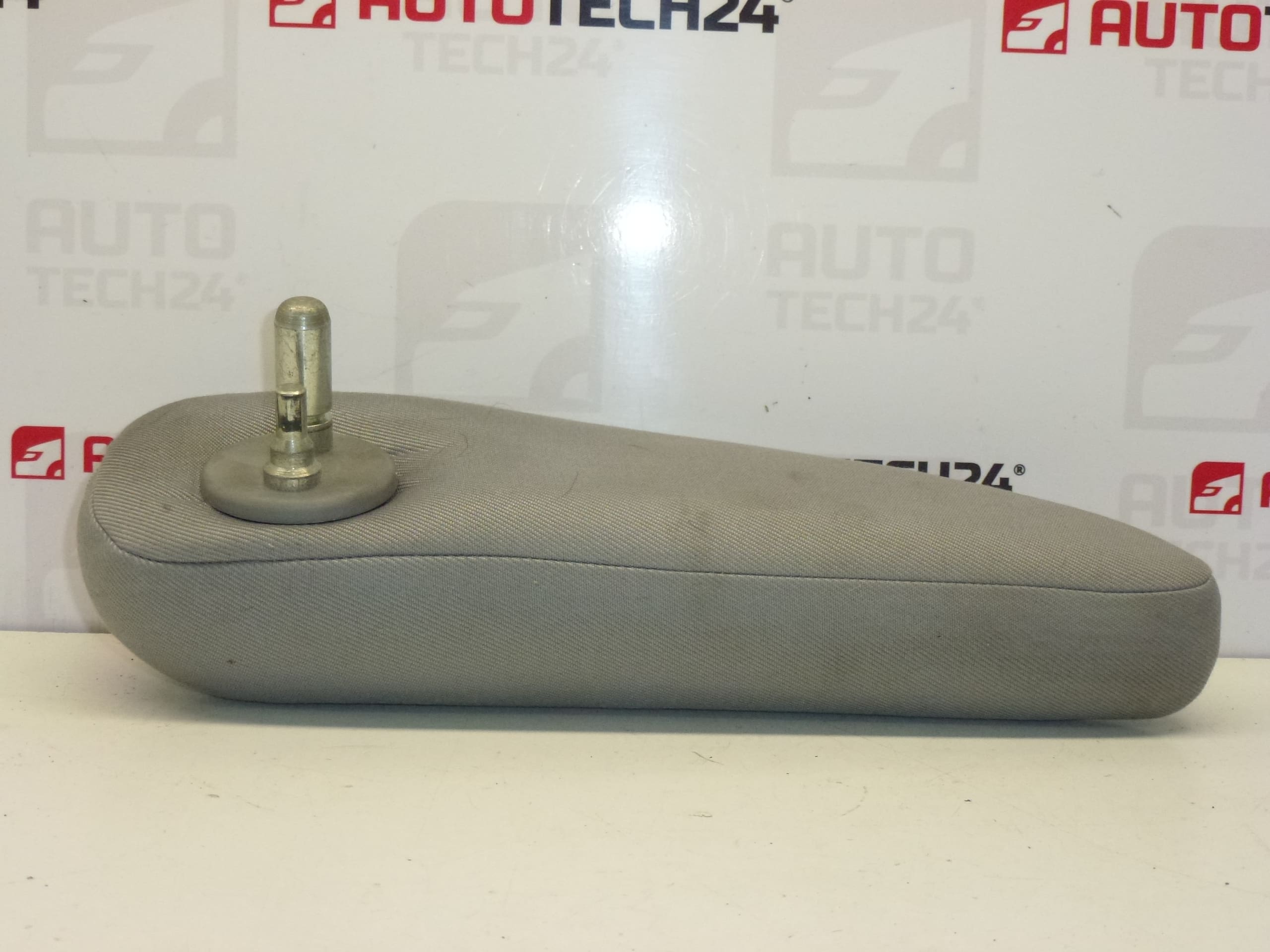 Citroën Peugeot 883090 armrest