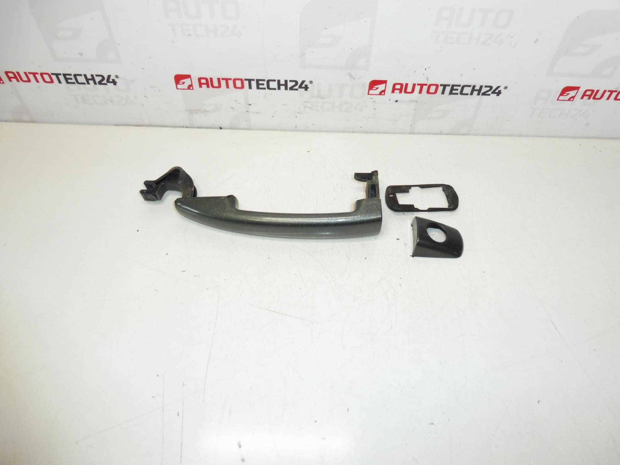 Door handle driver Citroën Peugeot EZQC 9101EP