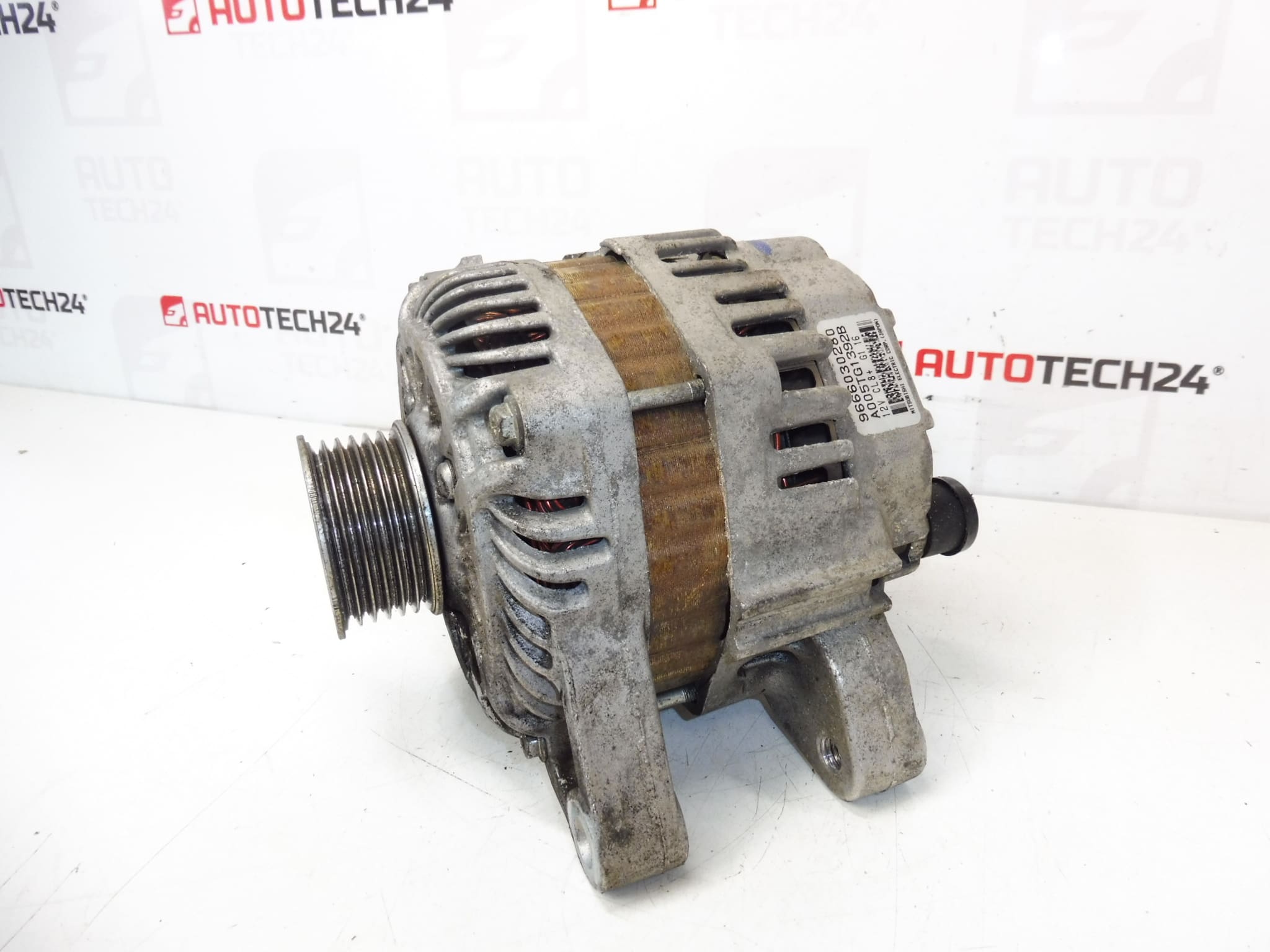 Alternator MITSUBISHI CL8+ Citroën Peugeot 9666030280