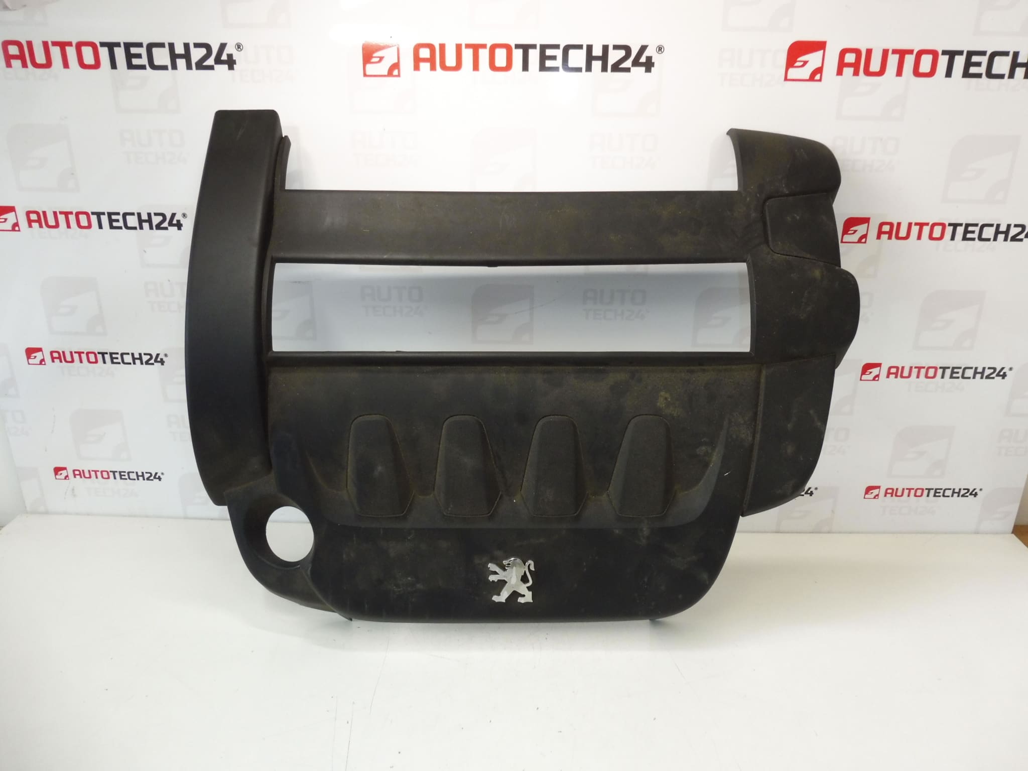 Engine cover 1.8 16V 6FY Citroen Peugeot 9653373180 9653425980 0248n4