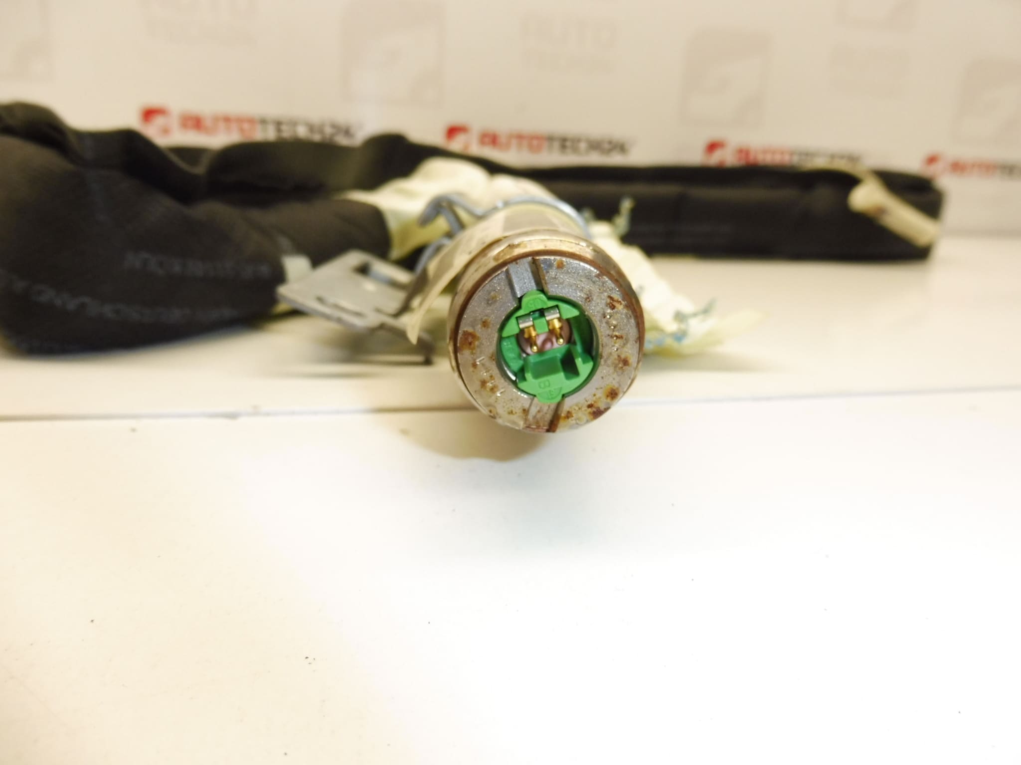 Right Roof Airbag Peugeot 207 9650247780 8331W9 - Image 2