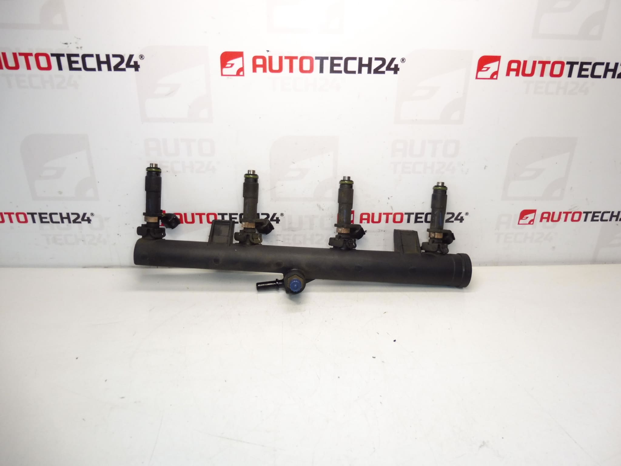 Citroën Peugeot 1.8 16V and 2.0 16V 157088 1984G3