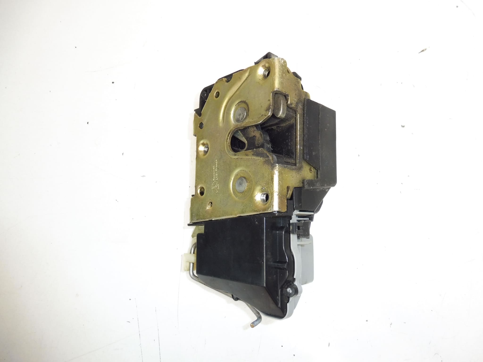 Right Front Passenger-Side Door Lock for Peugeot 307, Part No. 9136L2 - Image 2