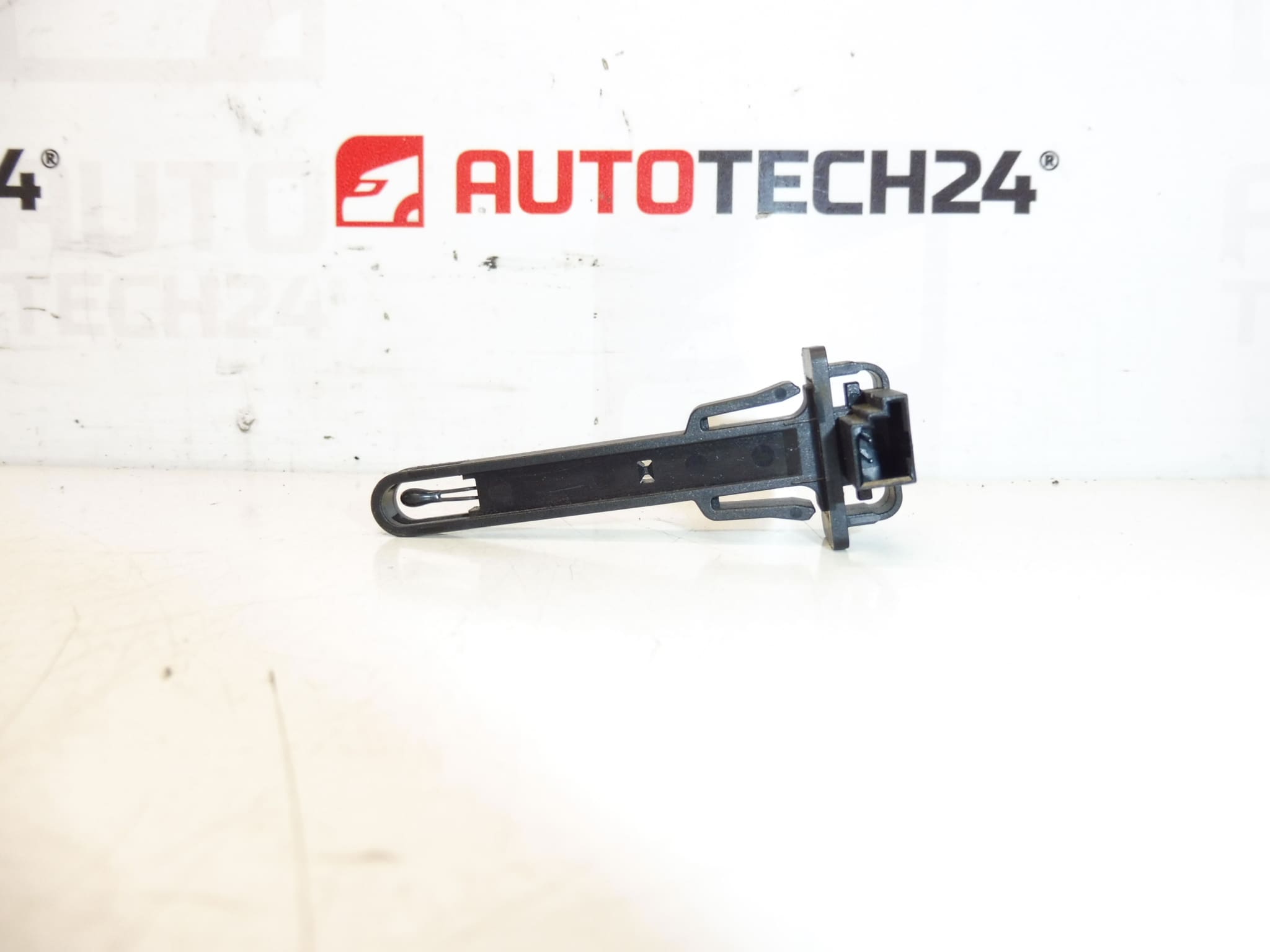 Valeo Temperature Sensor T1000210Q Citroën Peugeot 643665 - Image 2