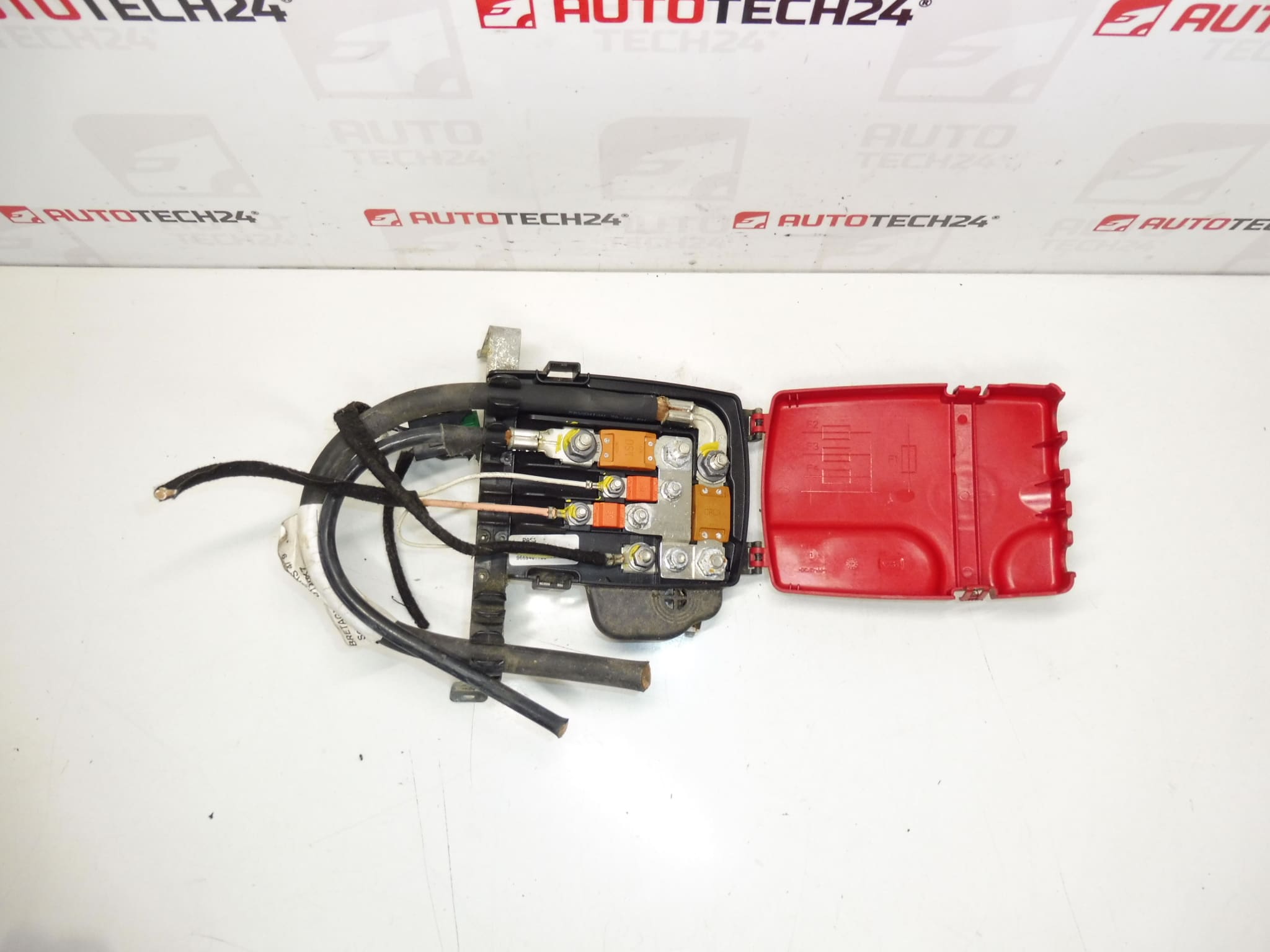 Citroën C5 X7 9665407780 6500FV fuse module