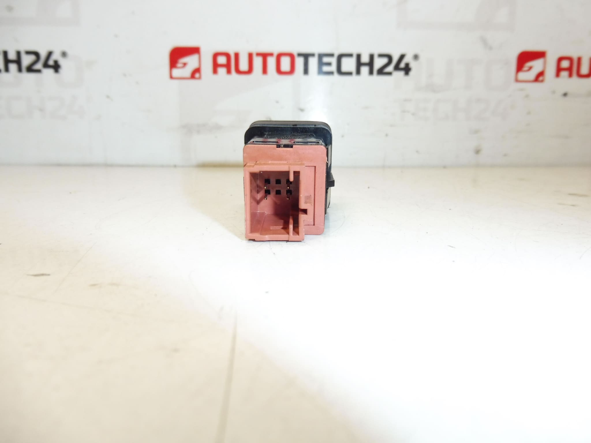 Fuel Tank Opening Switch Citroën DS 96664235ZD - Image 2