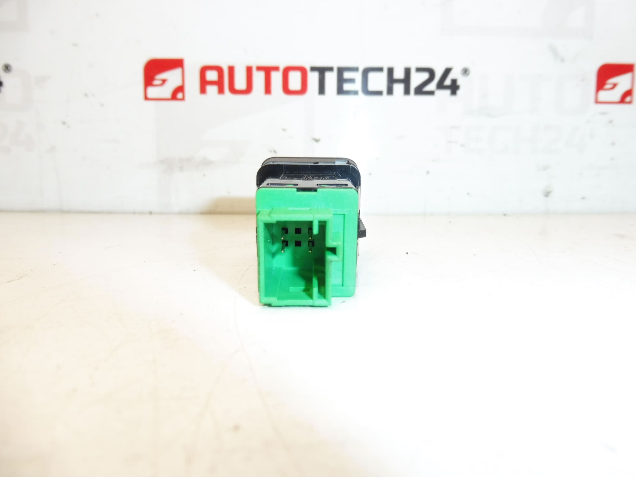 ESP Switch For Citroën C4 II And DS4 96664234ZD - Image 2