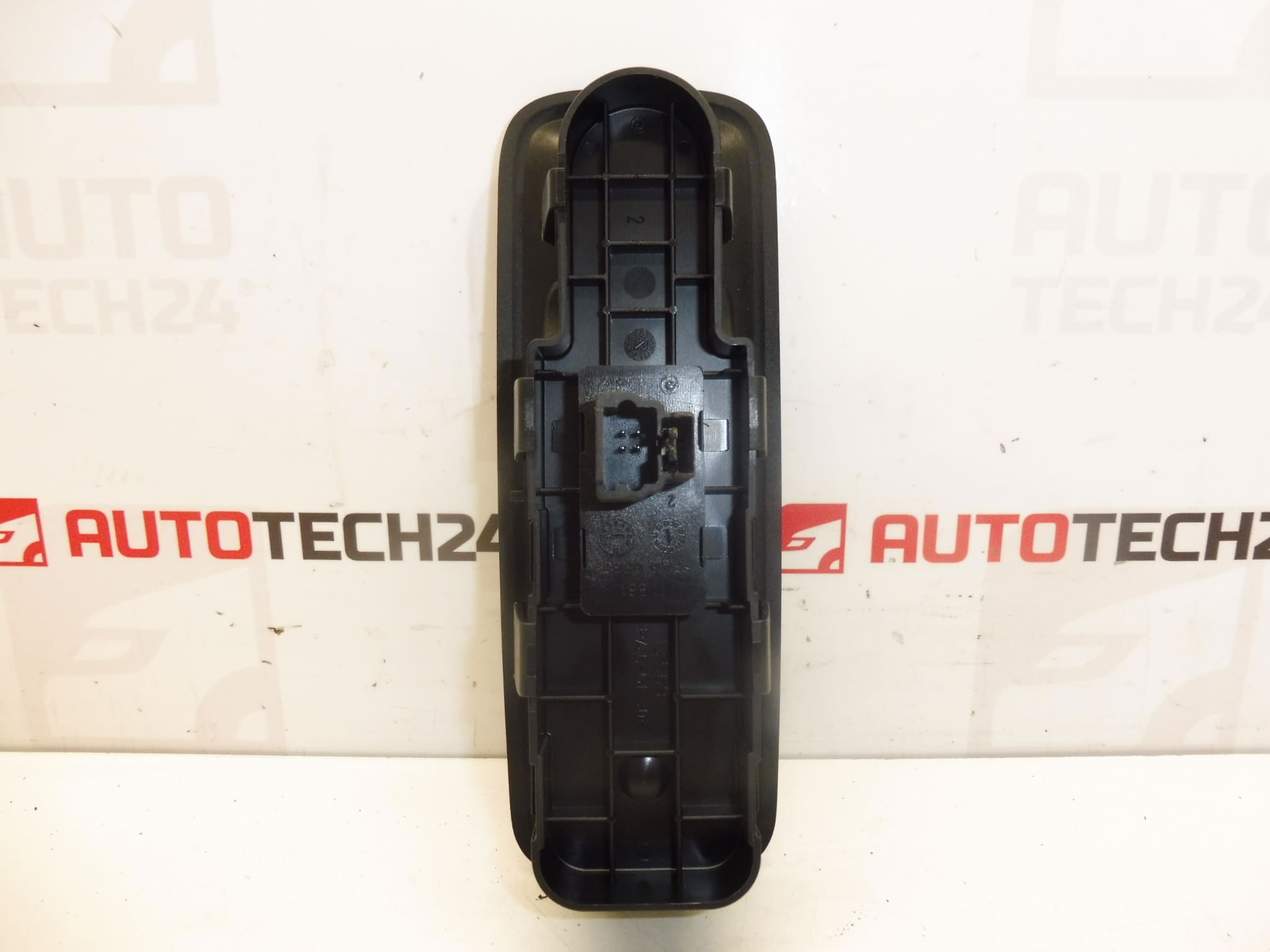 Passenger Window Switch For Citroën C8 Peugeot 807 14996430XT 6554SA - Image 2