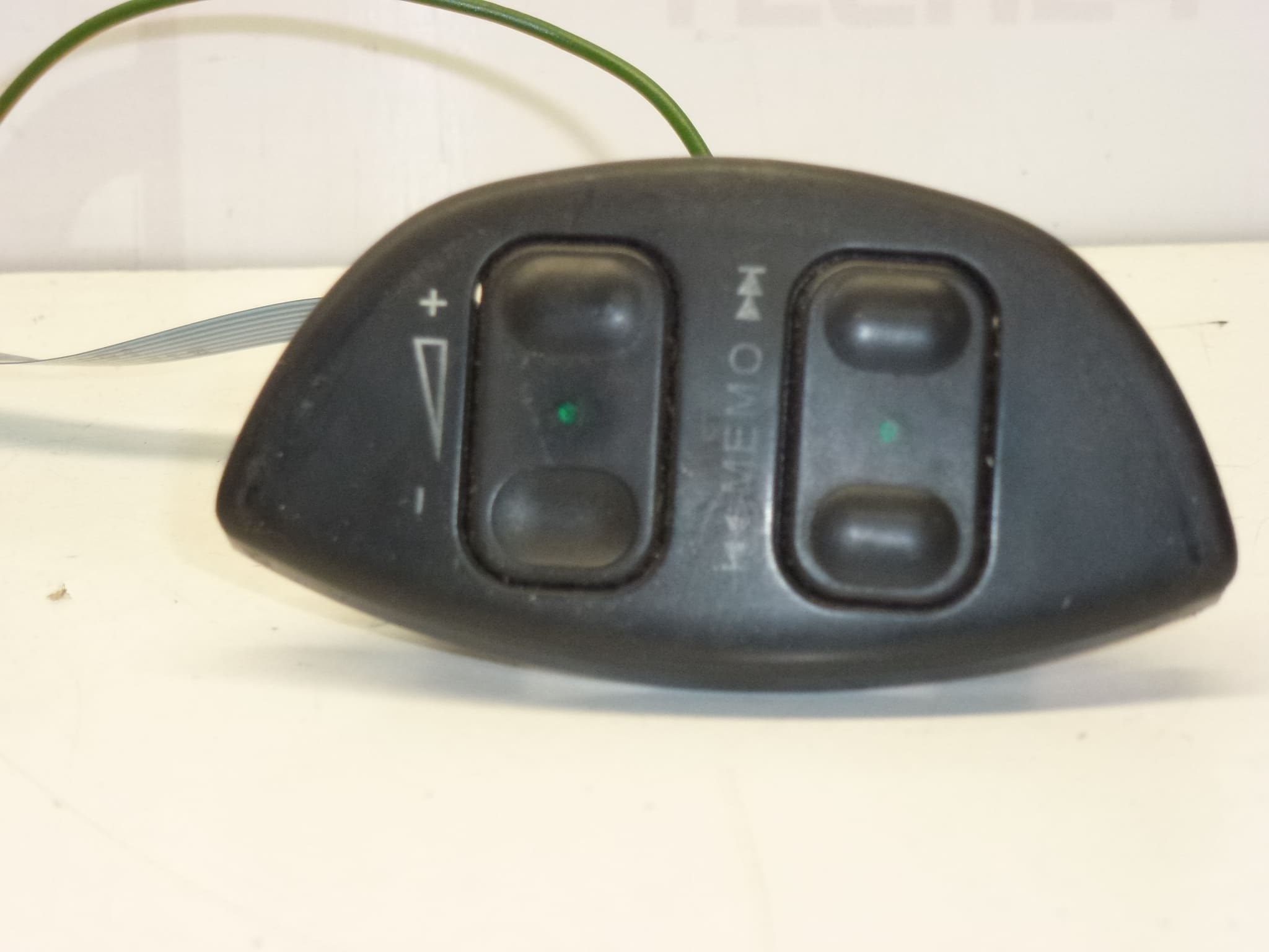 Steering Wheel Radio Control Citroën Peugeot 4112FA - Image 2