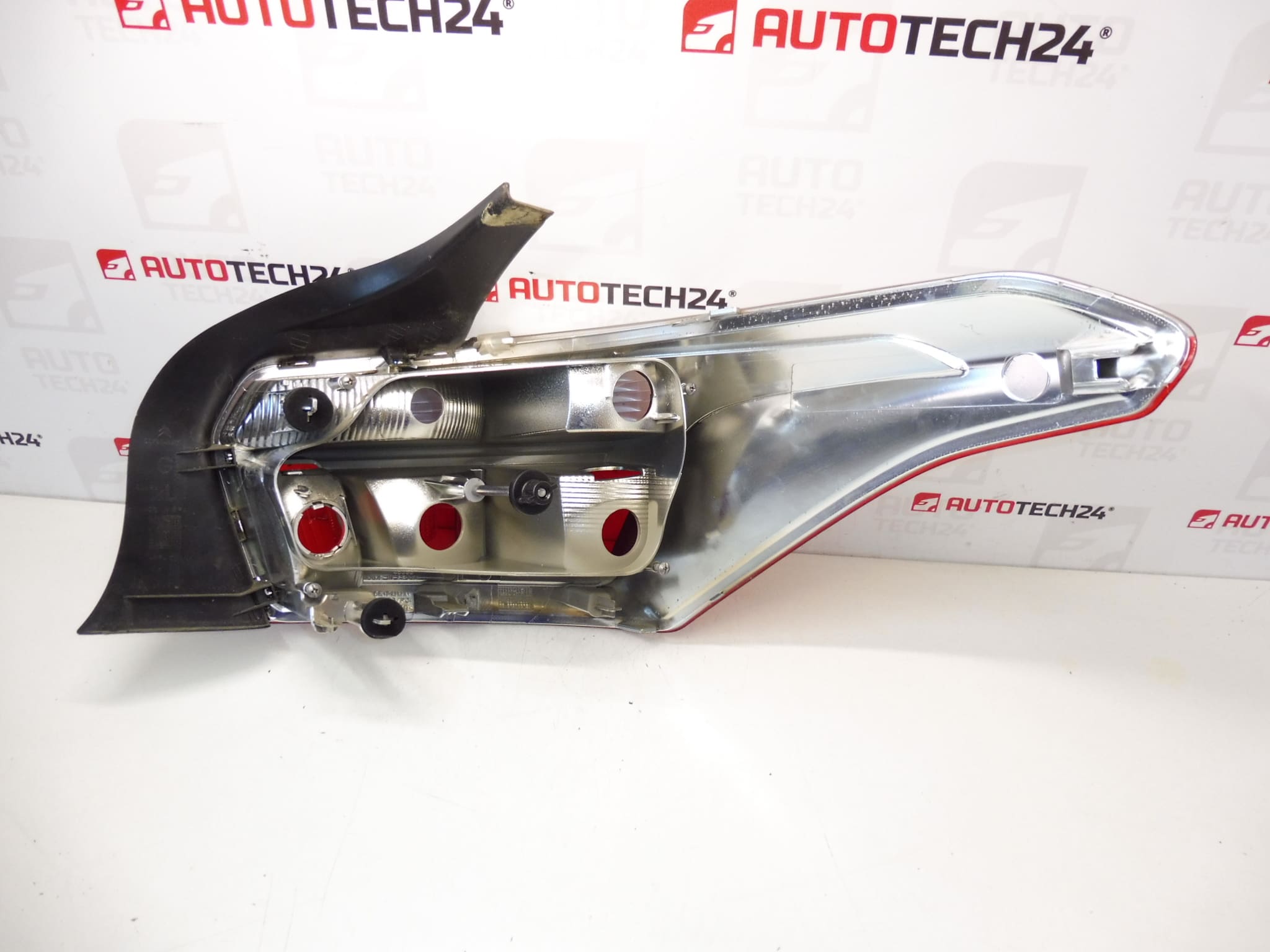 Left Rear Light Citroën C-Elysée 9674809080 9678544480 - Image 2