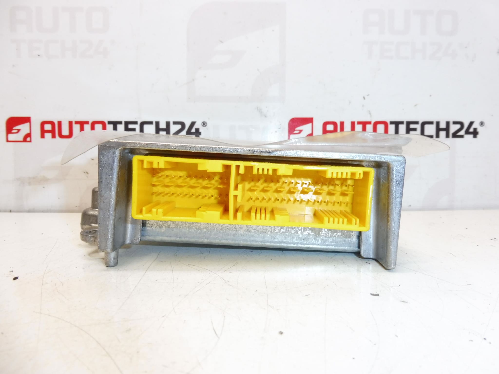 Citroën C-Crosser Peugeot 4007 P8635A053 6546Y666 - Image 2