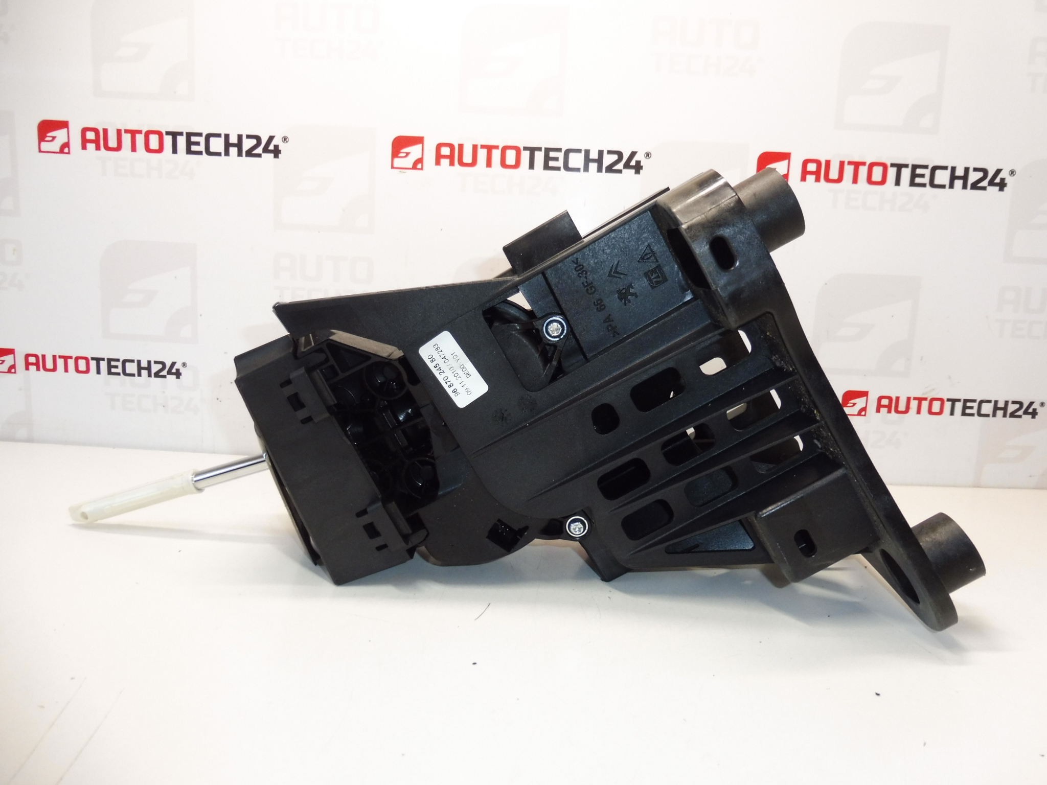Peugeot 3008 5008 Robot Gear Shift 9687024580 2400JR