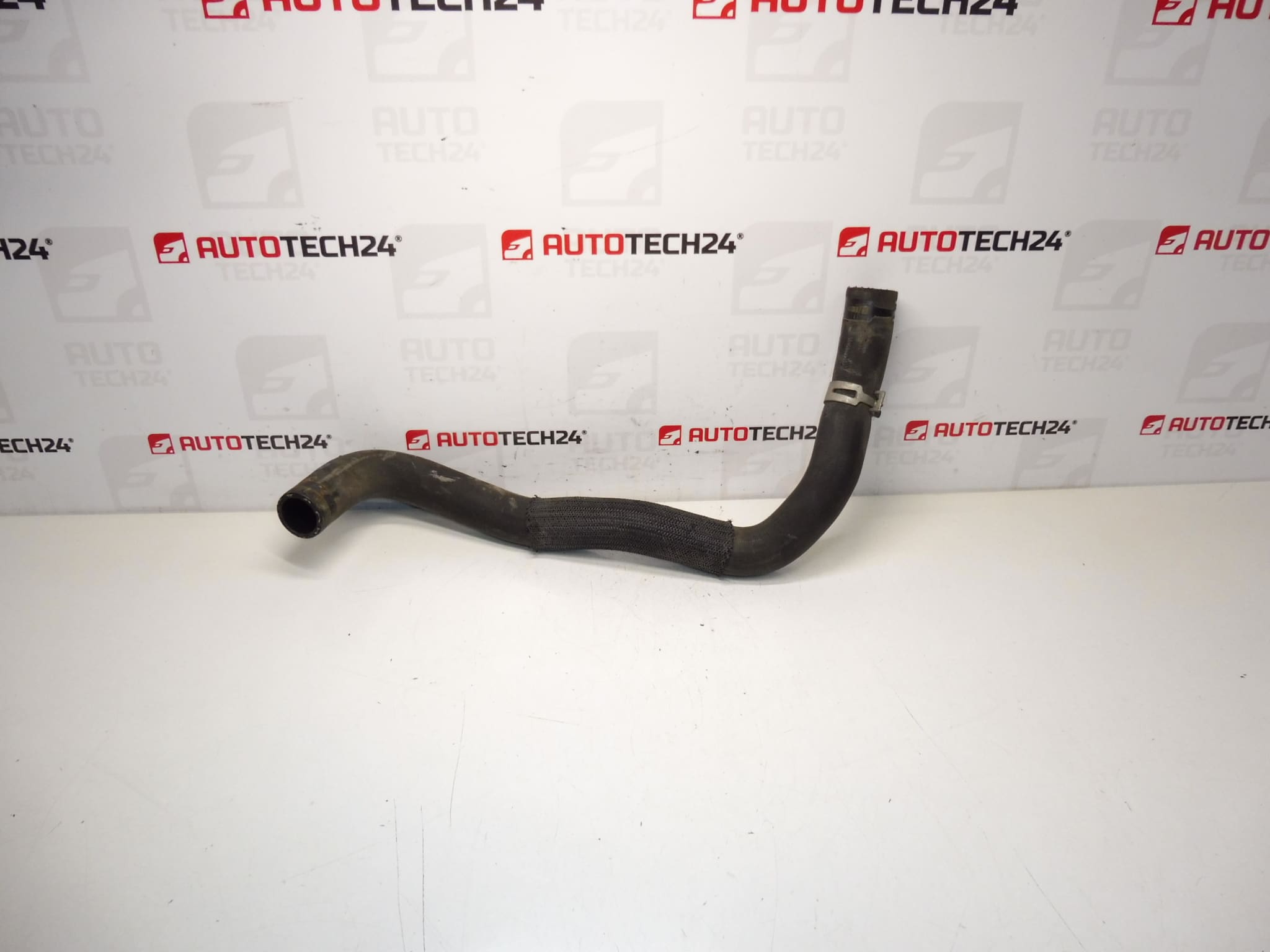 Water hose Citroën C1 Peugeot 107 1351HL