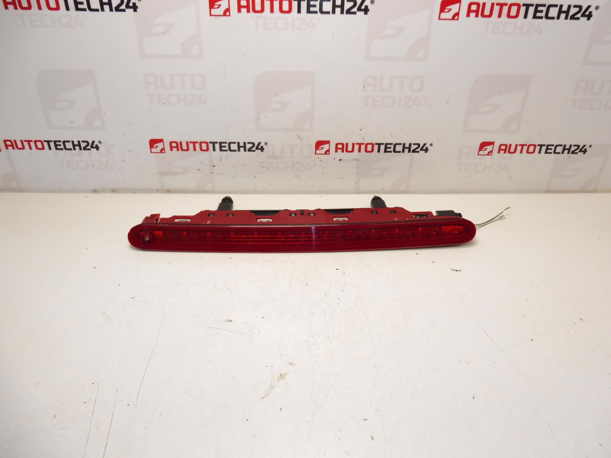 3. brake light Peugeot 3008 9683461480 6350HH