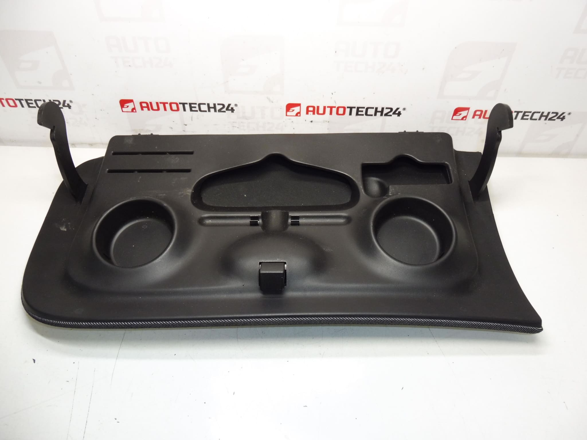 Peugeot 206 glove box lid 96841349CY 8218VH - Image 2