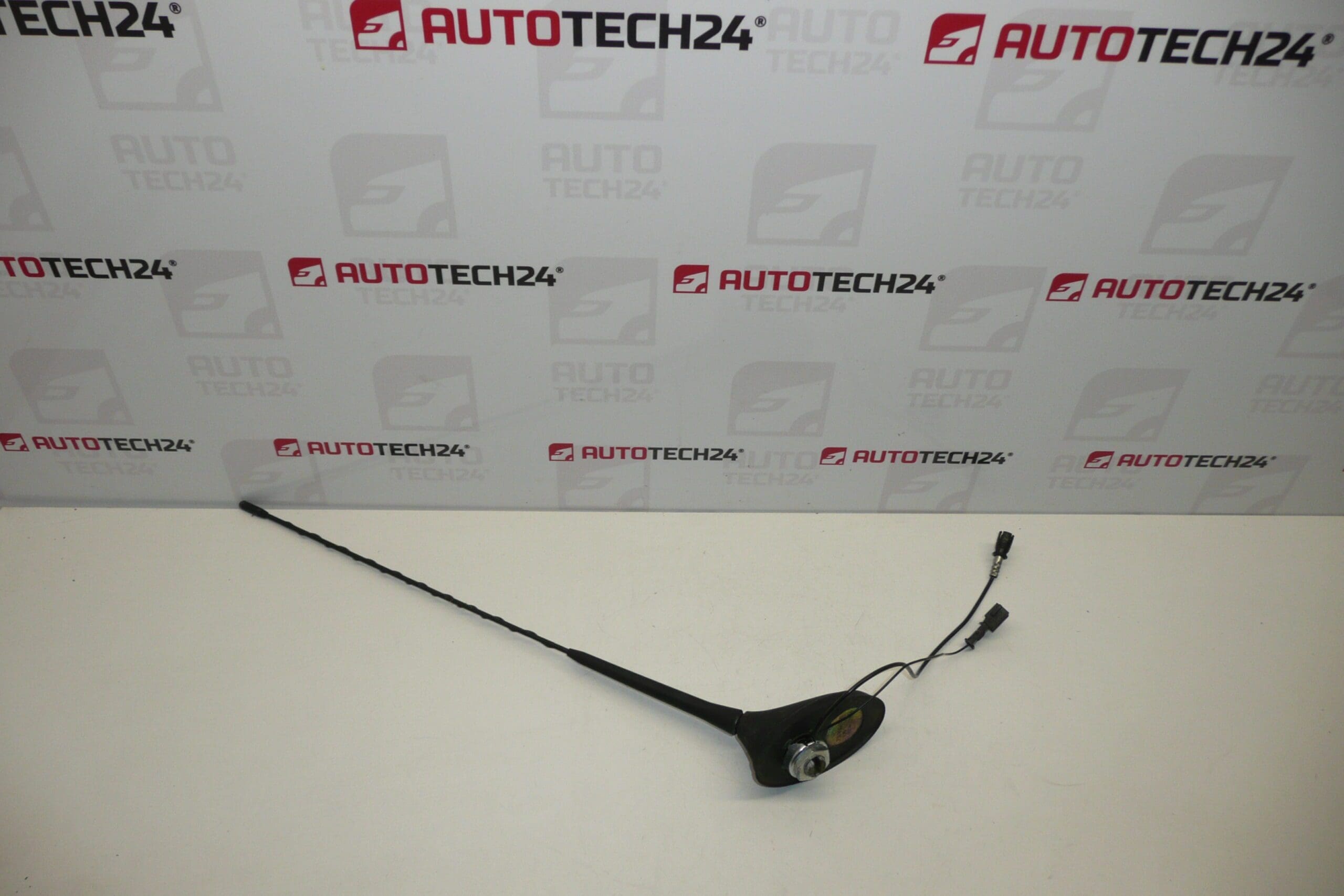 Antenna Citroën Peugeot 9636600680 6561Q3 6561GP 6561W7