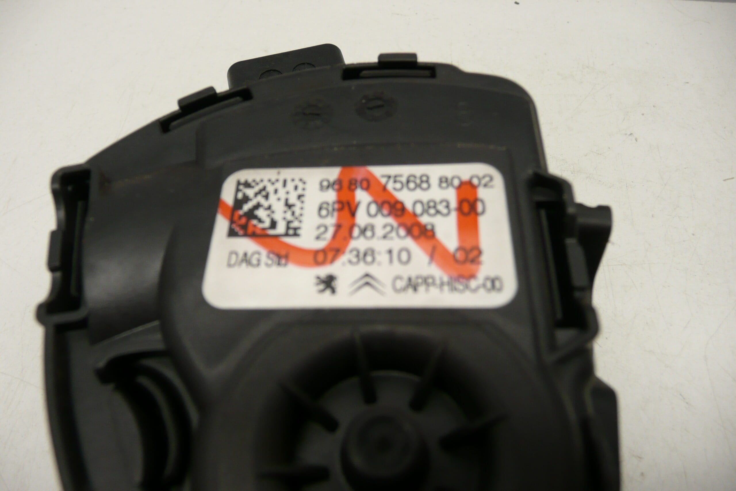 Gas pedal HELLA Citroën Peugeot 9680756880 1601AW - Image 2