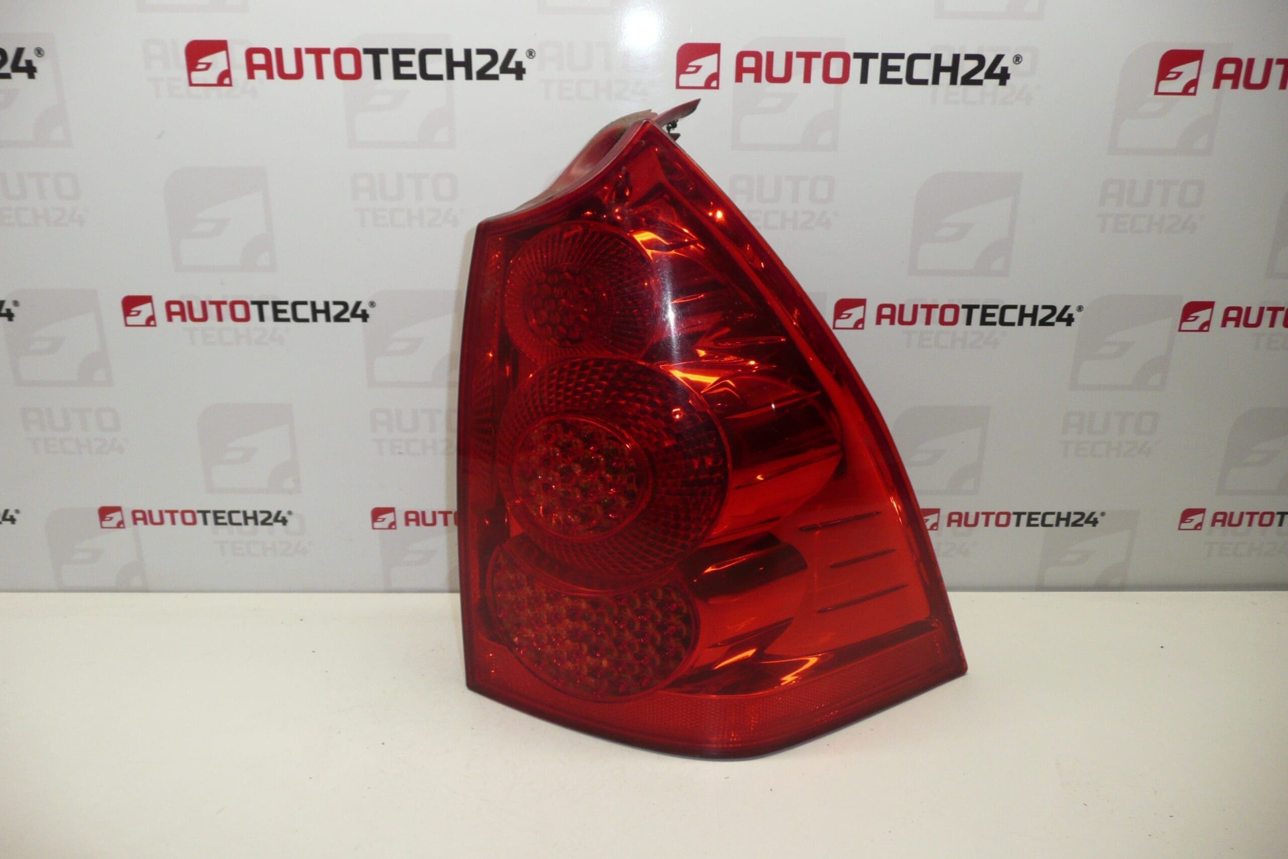 Right rear lamp Peugeot 307 SW 9655768580 6351X3 - Image 2