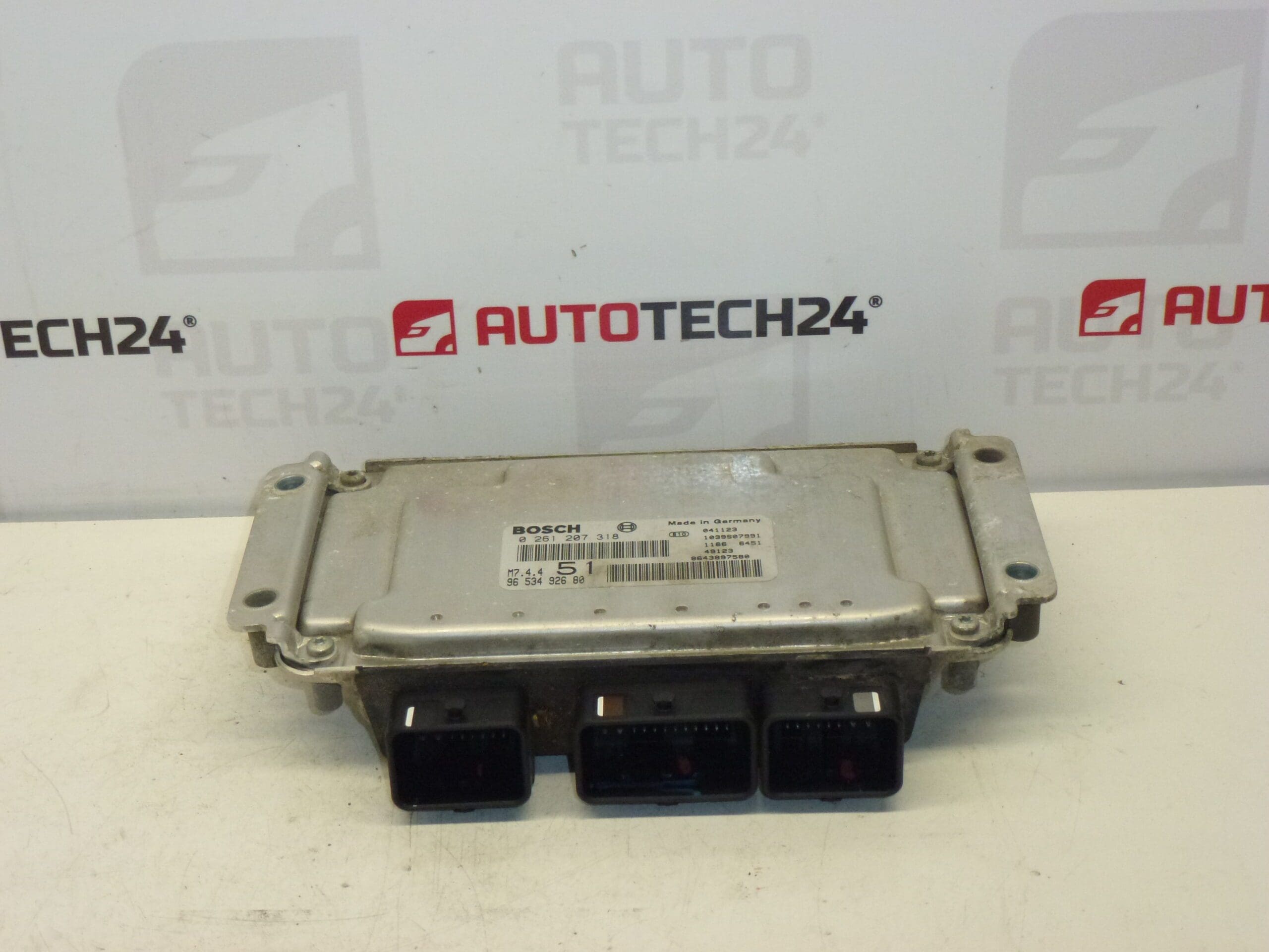 Control unit Bosch M7.4.4 0261207318 9653492680