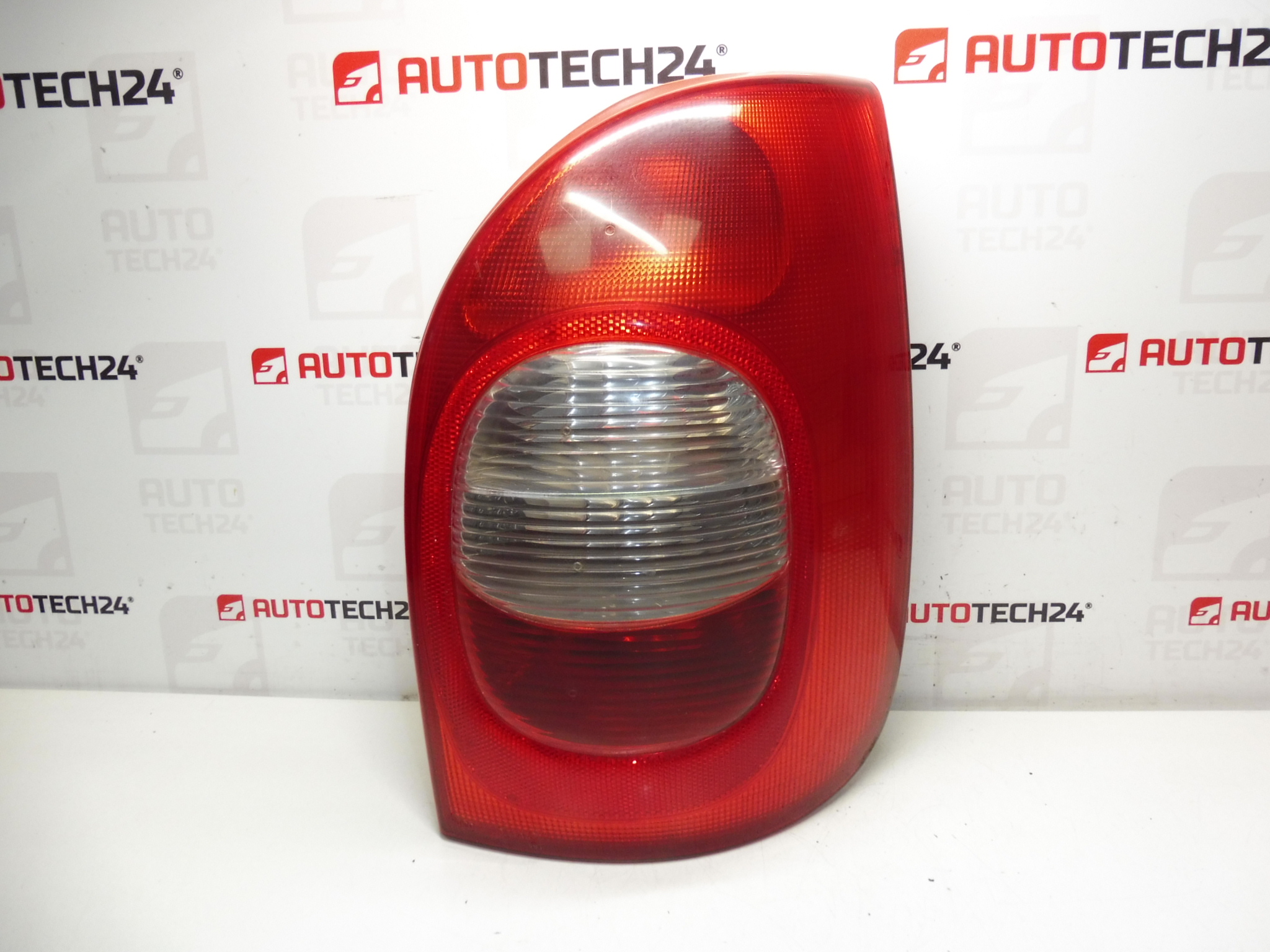 Rear lamp right Citroën Xsara Picasso to 04 9631563980 6351N0