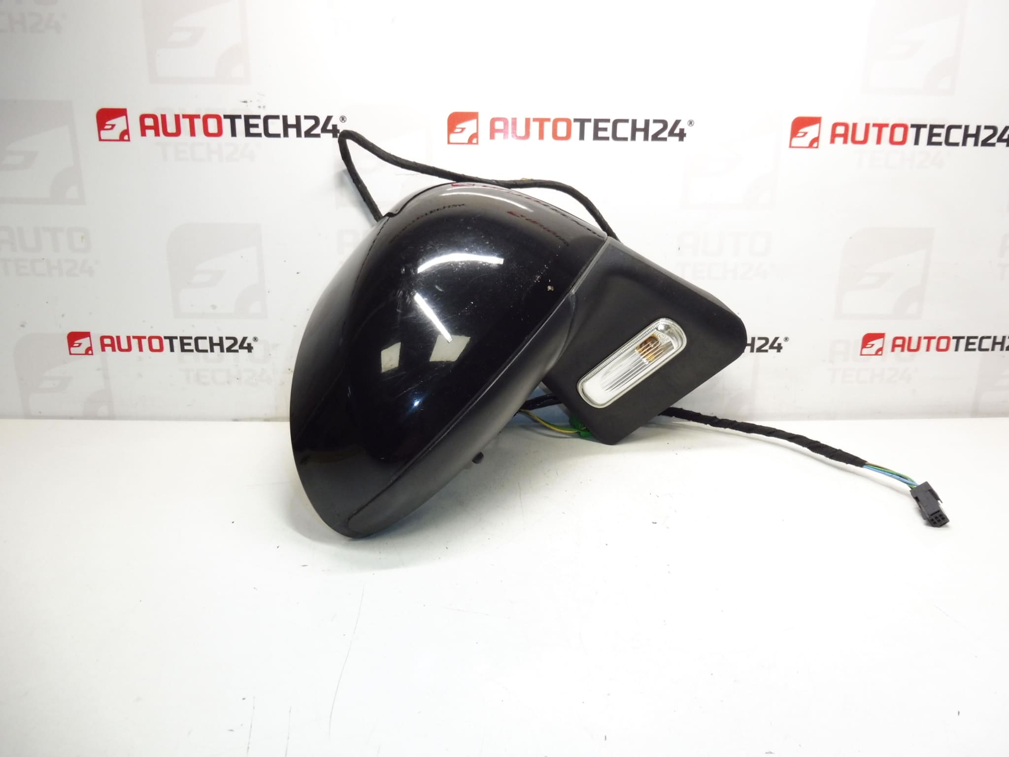 Right wing mirror Citroën C4 KTV 96548383 8149ZX