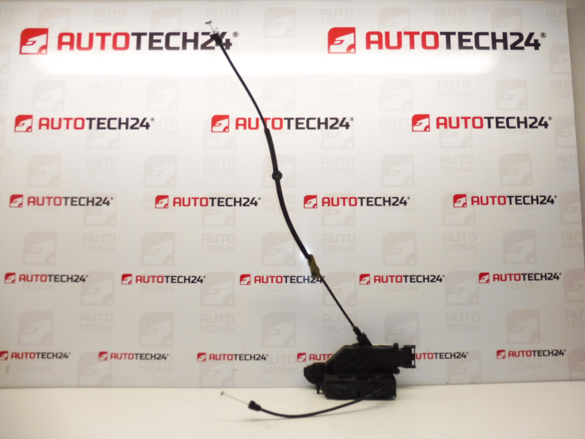 Front passenger door lock Peugeot 207 24099816 24097816 24095816