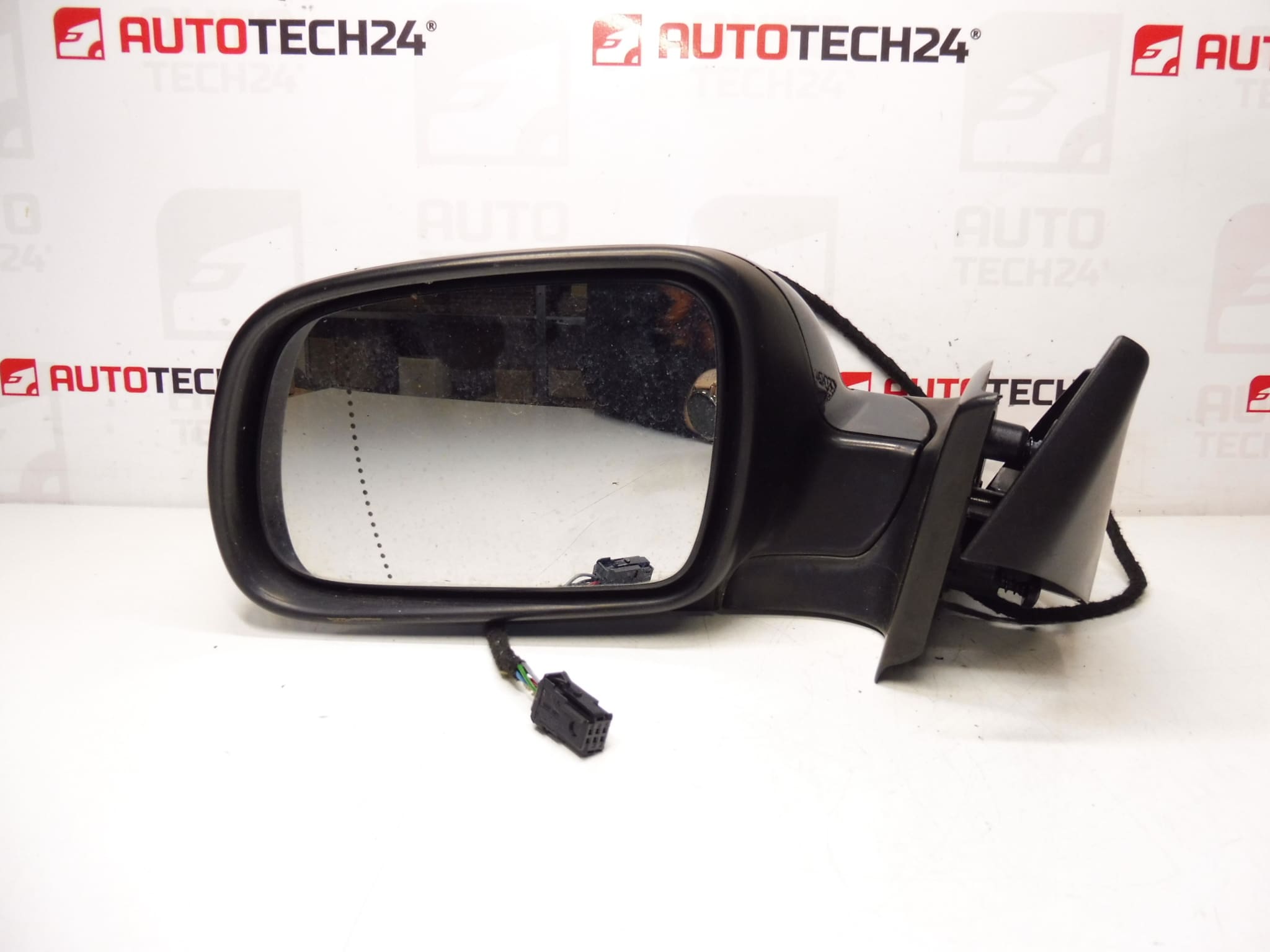 Left mirror Peugeot 307 KTGA 8149AW - Image 2