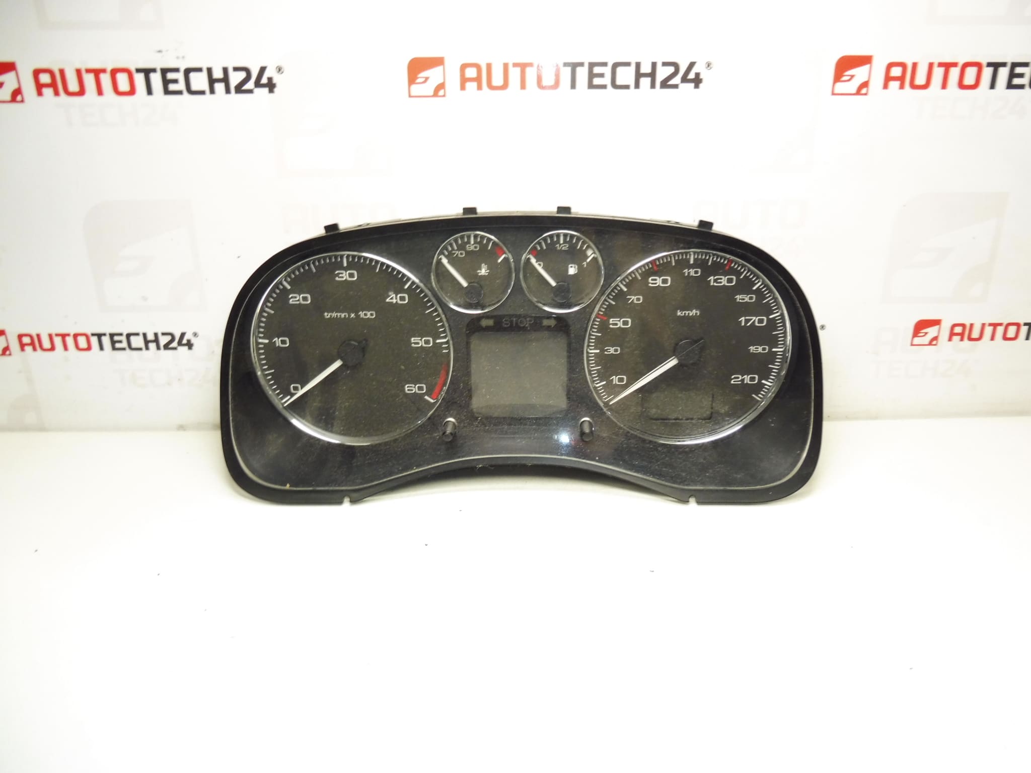 Speedometer Peugeot 307 205000 km 9660470680 E01