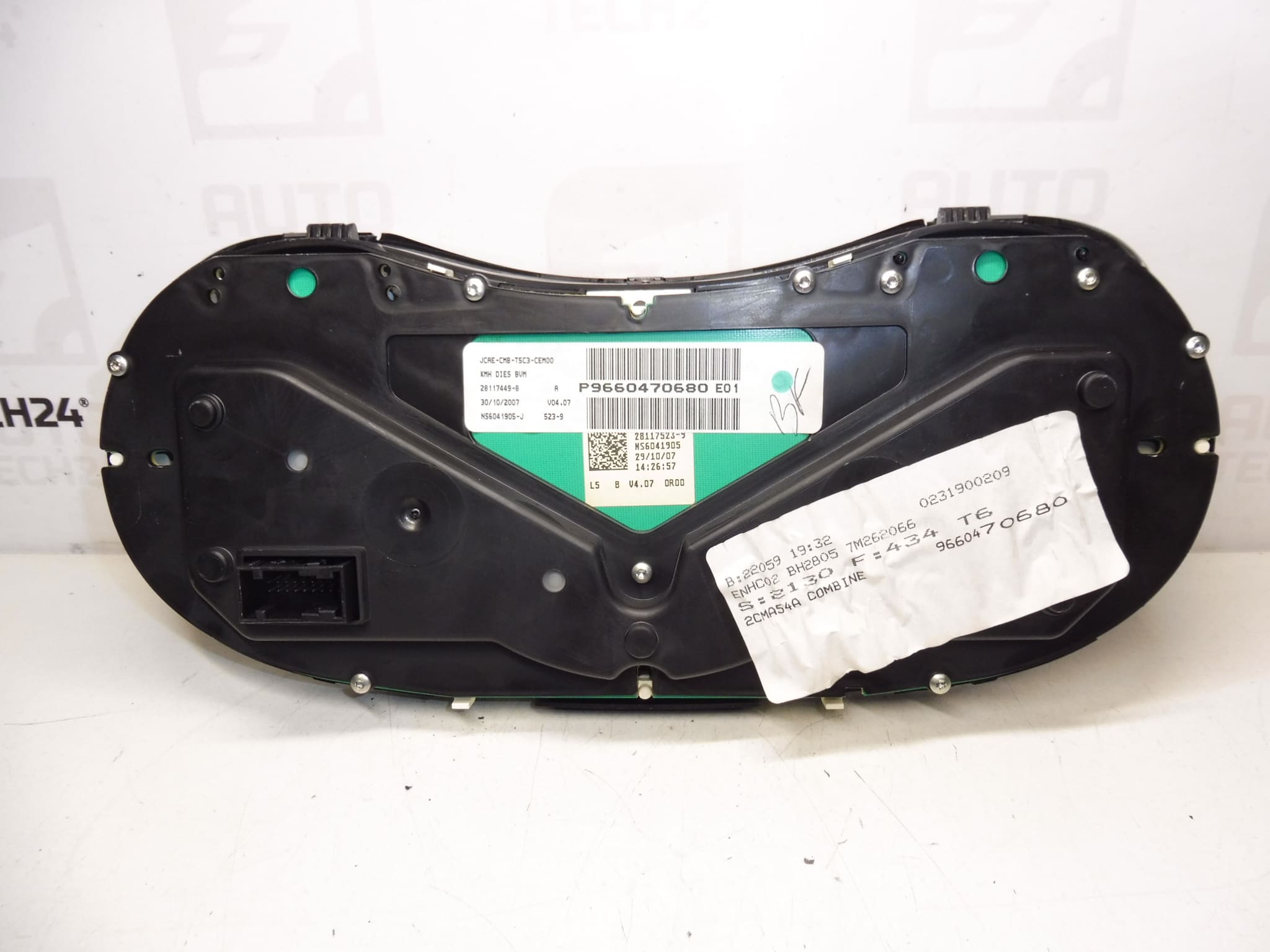 Speedometer Peugeot 307 205000 km 9660470680 E01 - Image 2