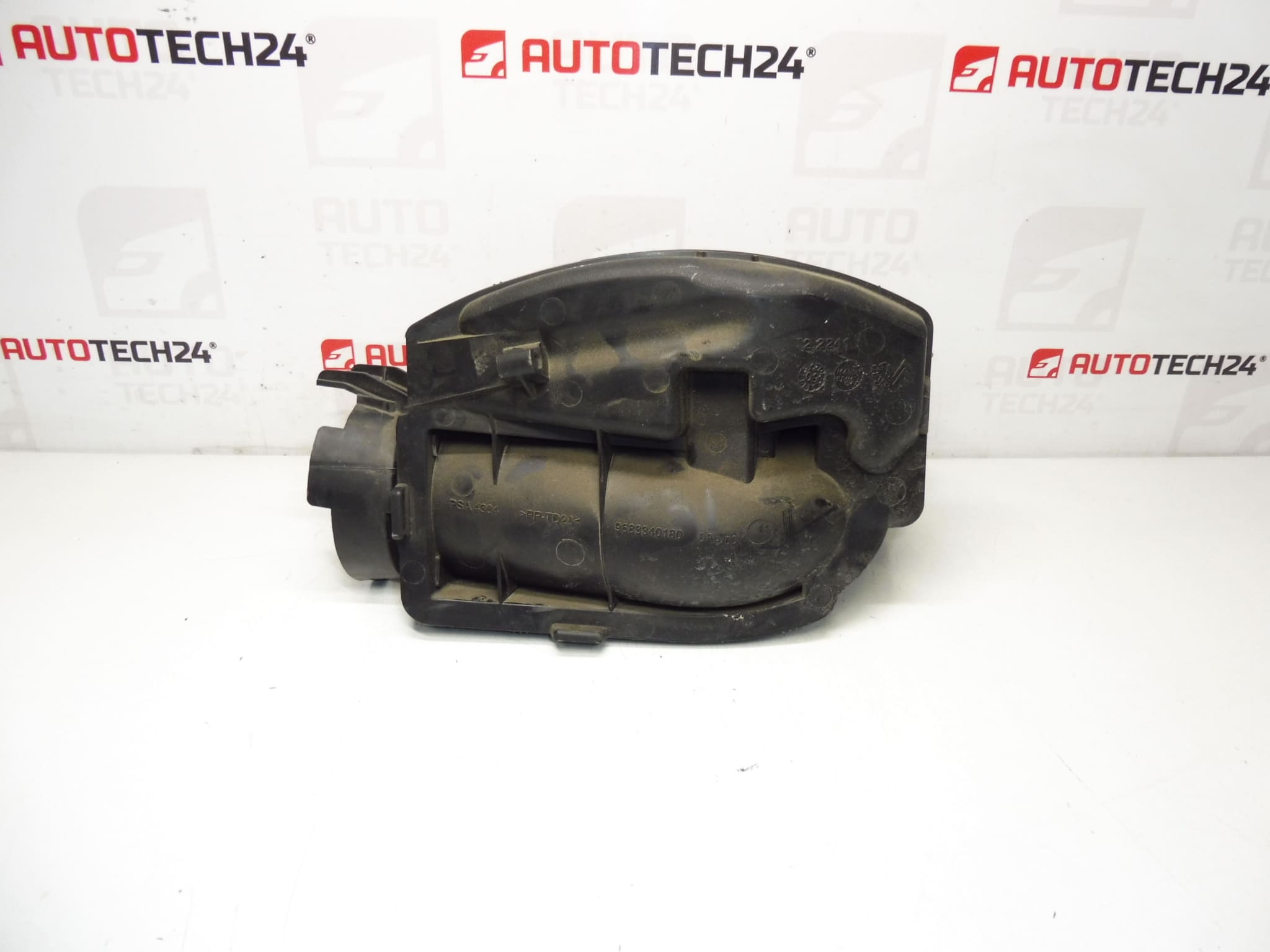 Air intake resonator 1.4 VTI 70 kW 8FS Citroën Peugeot 9683340180 1436Q9