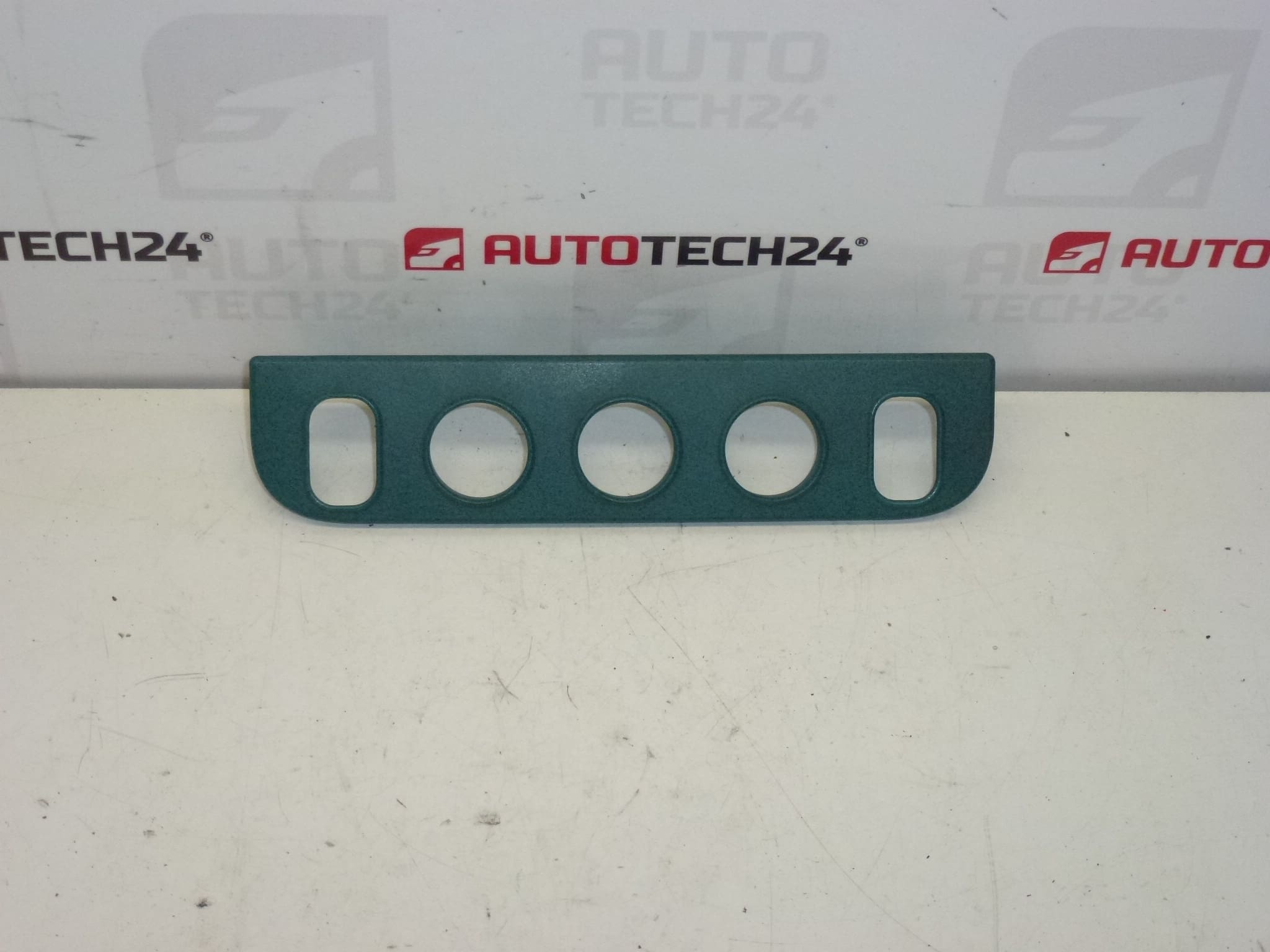 Dashboard cover Citroën Berlingo I and Peugeot Partner I 96210132ZL 8212ER