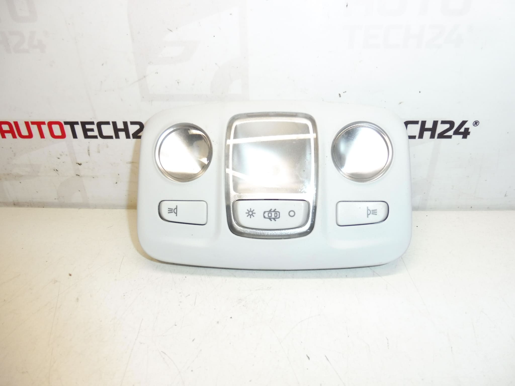 Interior light lighting Citroën Peugeot 96781444PR