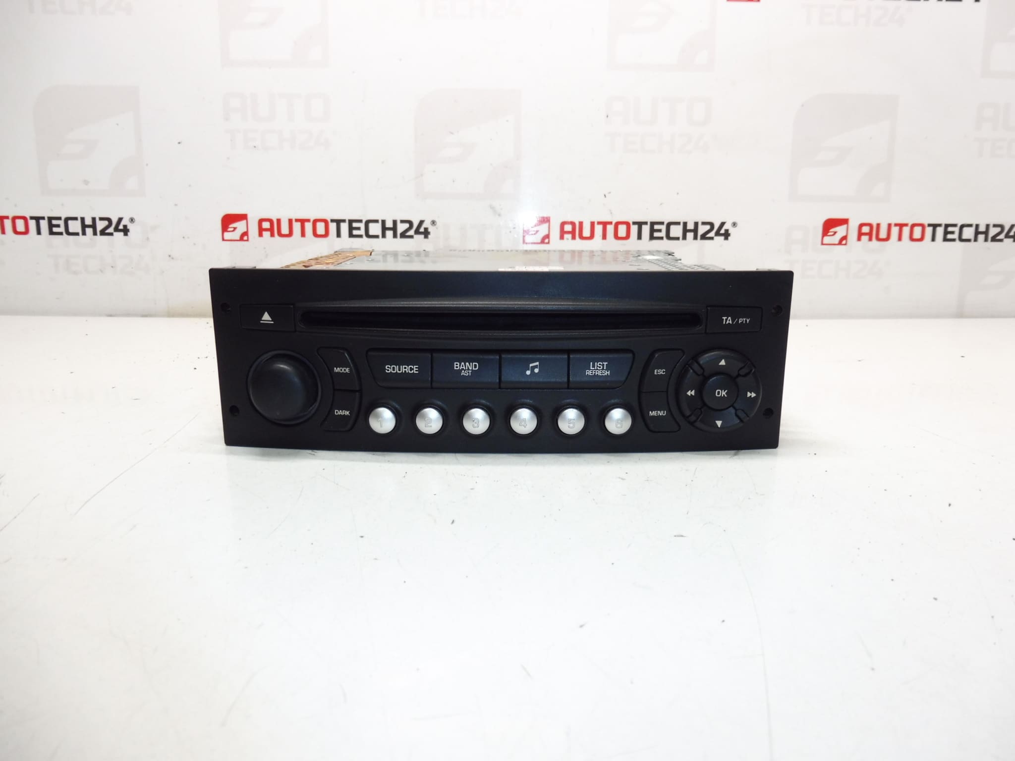 Car radio with CD Citroën Peugeot 96647697XT 6564ZS