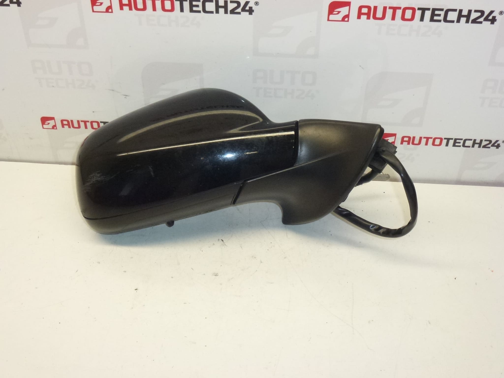 Right wing mirror KTVD Peugeot 407 96457004XT 8149VC