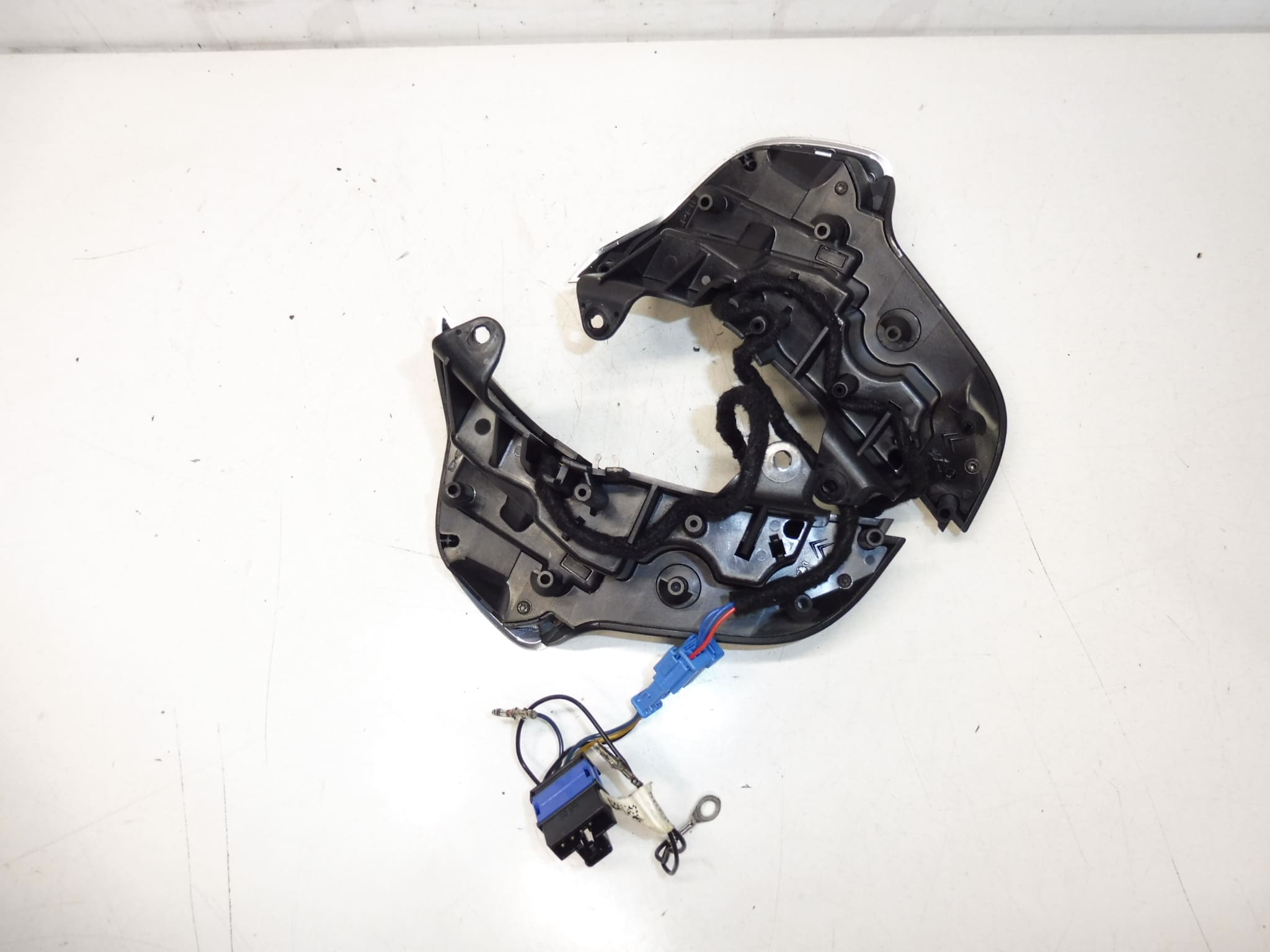 Steering wheel controls Citroën C4 II 96720447ZD 98094695ZD - Image 2