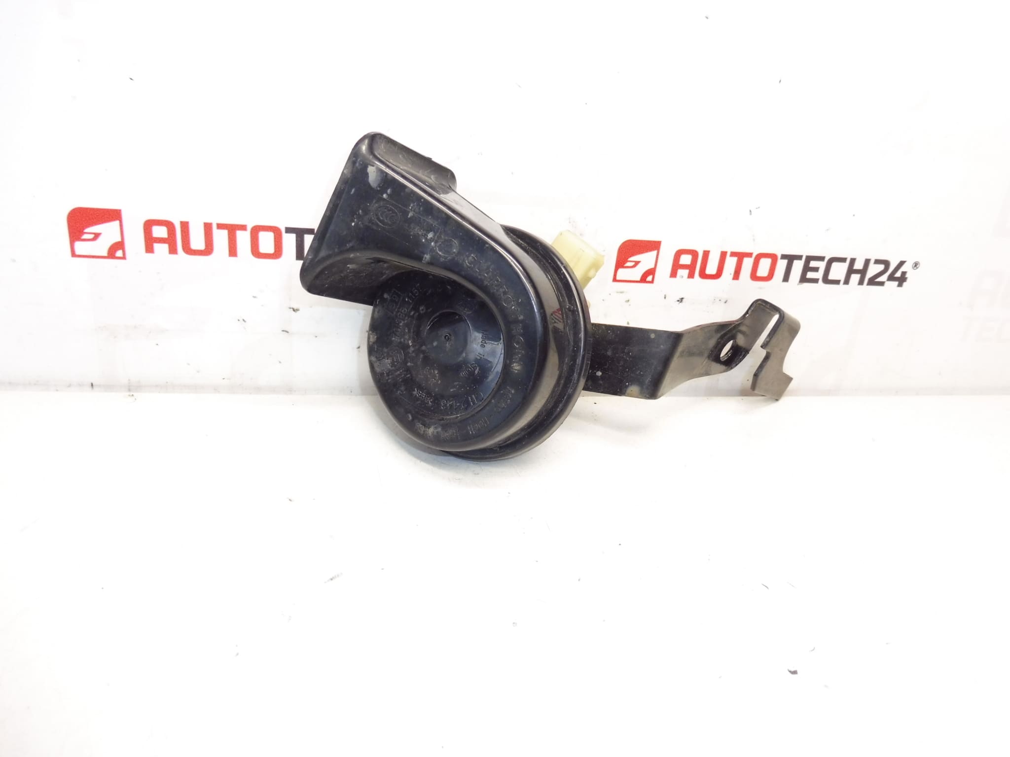 Horn horn with holder Peugeot 308 T7 9677556380
